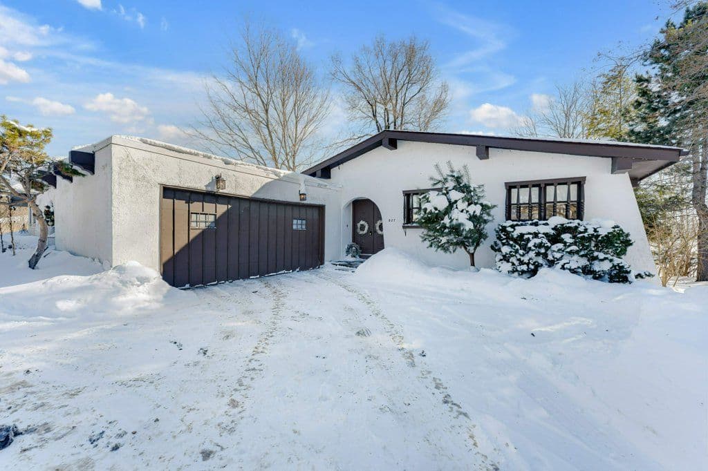 807 Wartman Avenue, Kingston, ON K7M 4M3