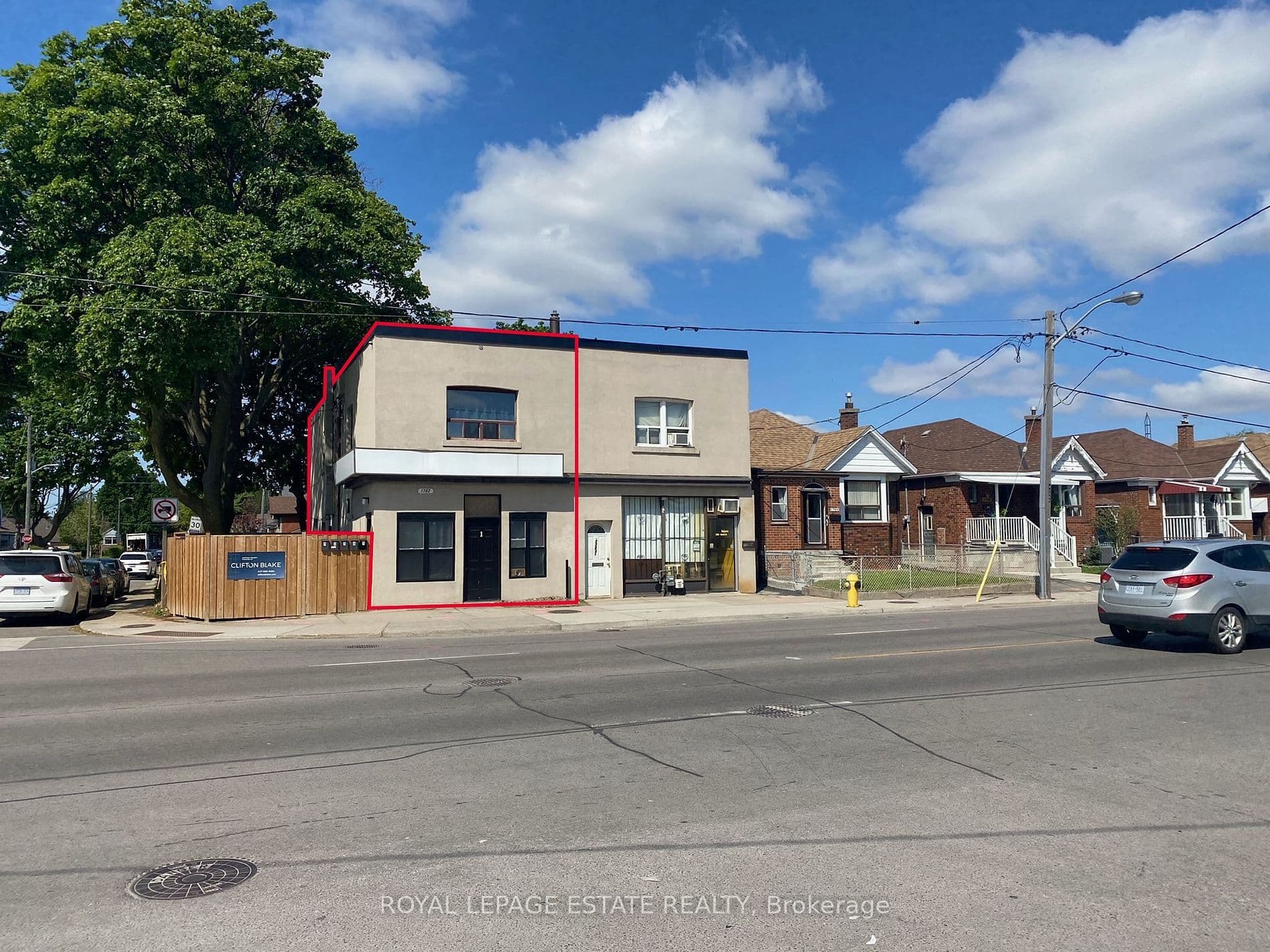 1762 Keele Street, Toronto W03, ON M6M 3X1