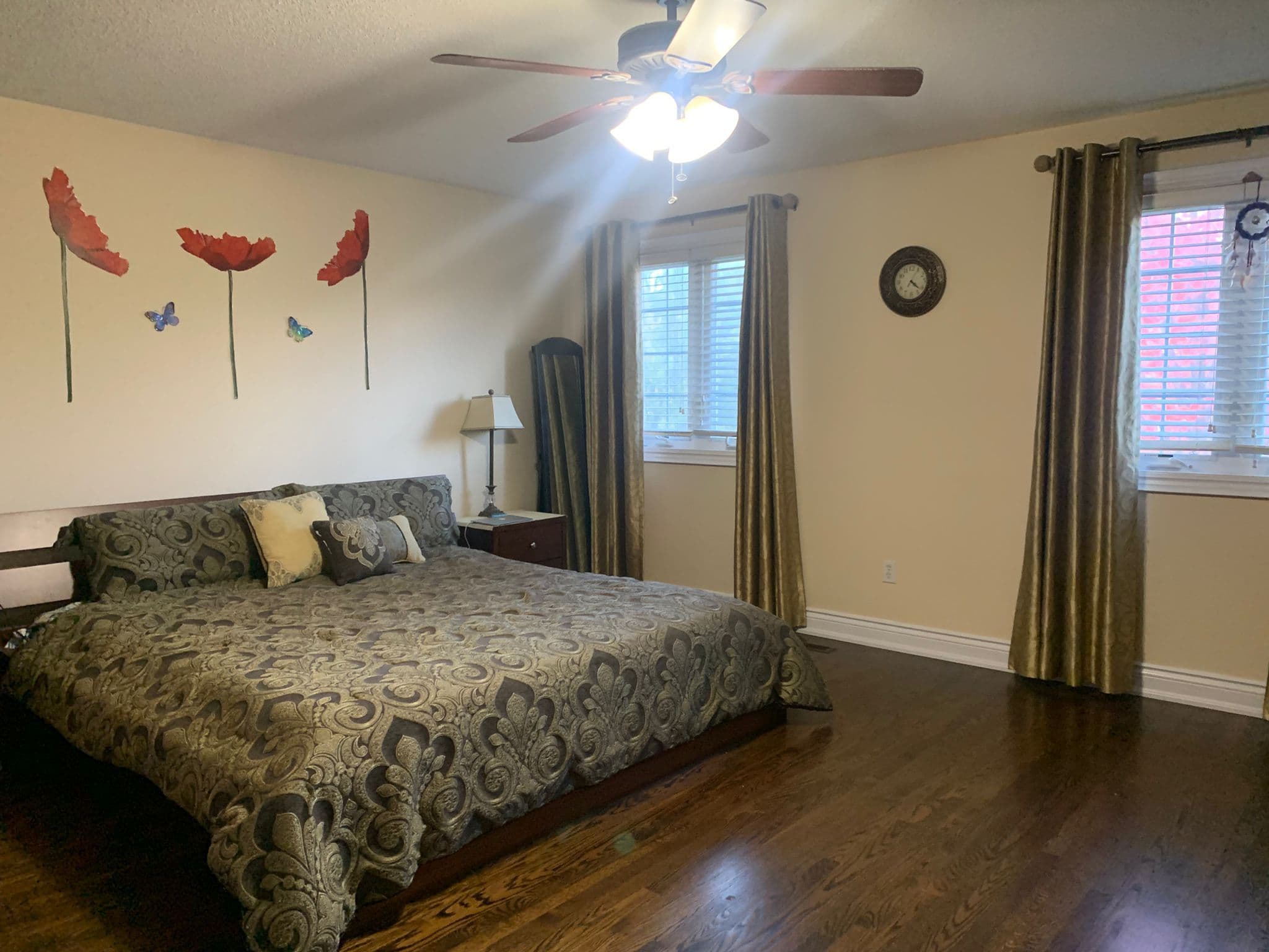 201 Bristol Road E, Mississauga, ON L4Z 3V5