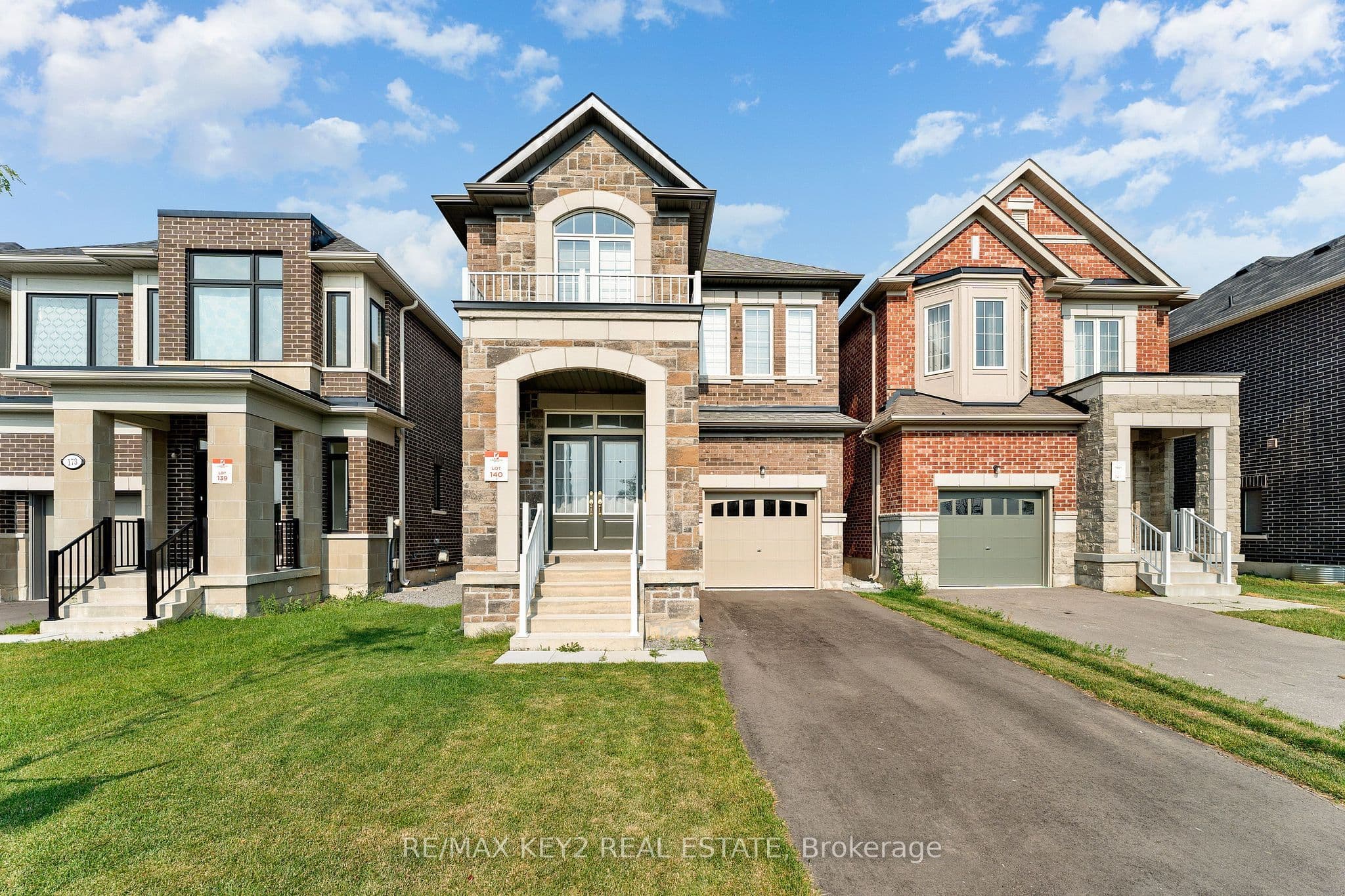 175 Hartney Drive, Richmond Hill, ON L4S 0L1