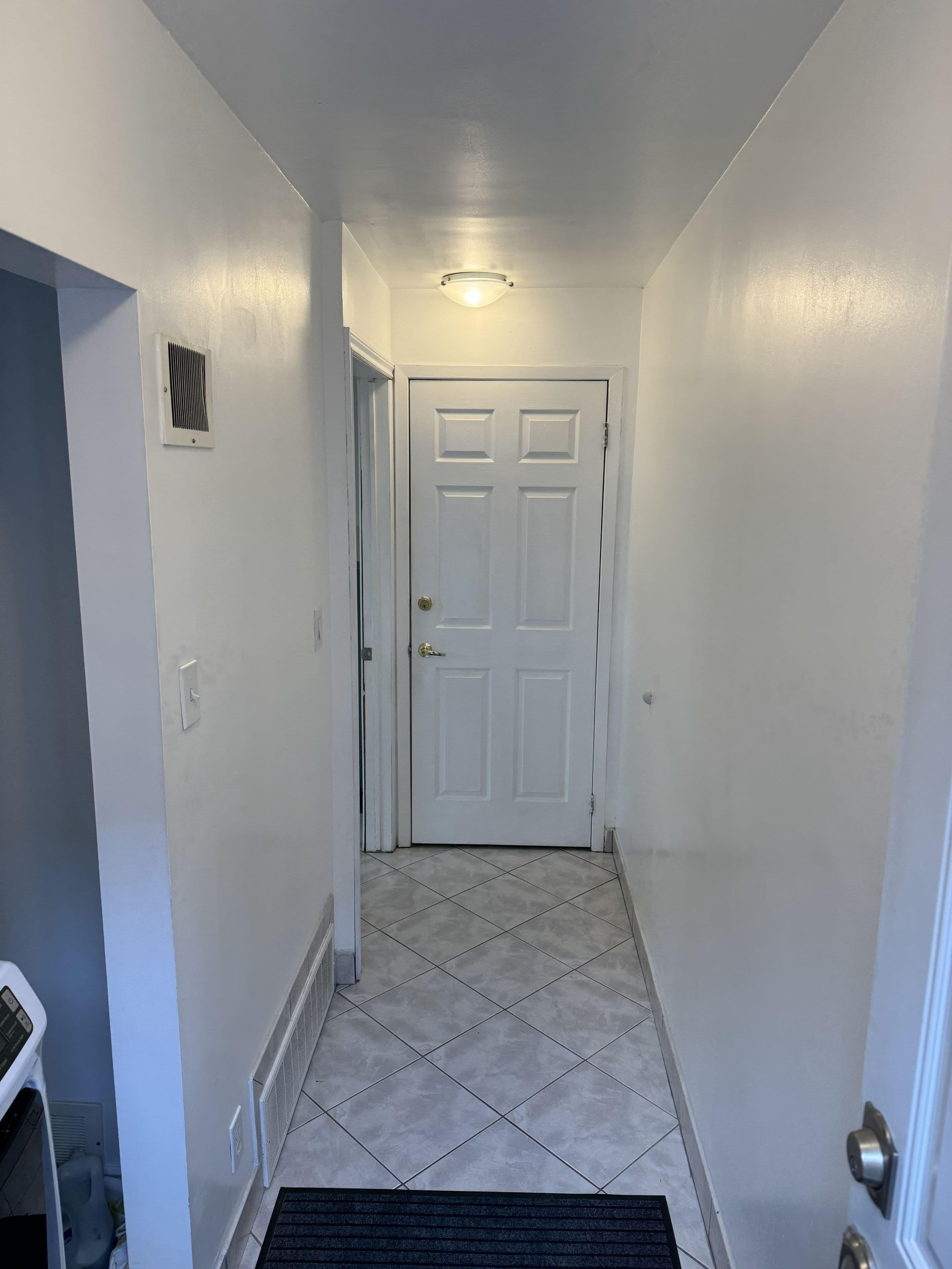 258 Maxwell Street, Toronto C06, ON M3R 5B9