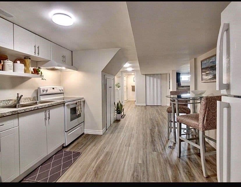 14 Sullivan Drive BSMT, St. Catharines, ON L2N 1K2