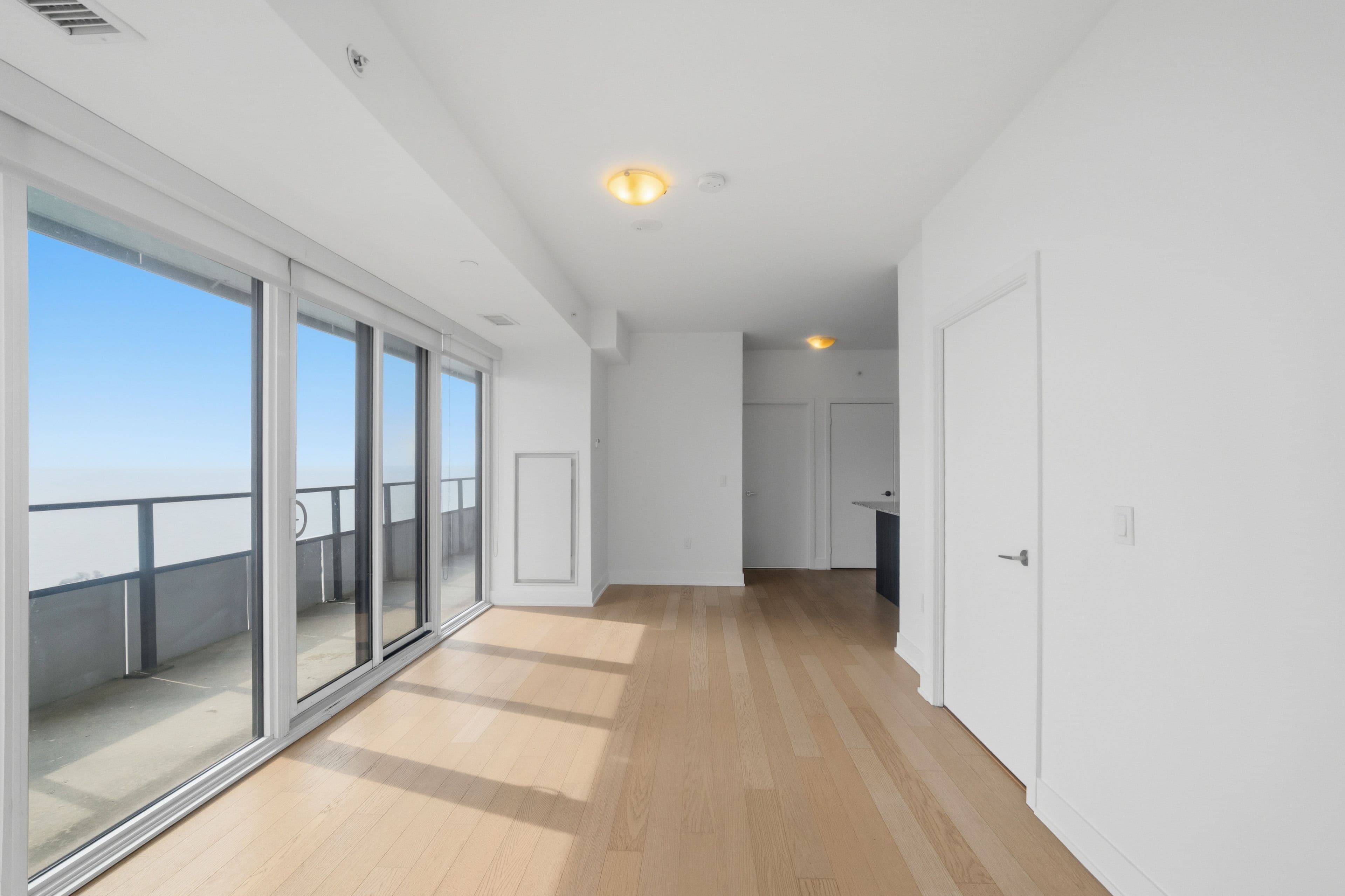 30 Shore Breeze Drive 3416, Toronto W06, ON M8V 0J1