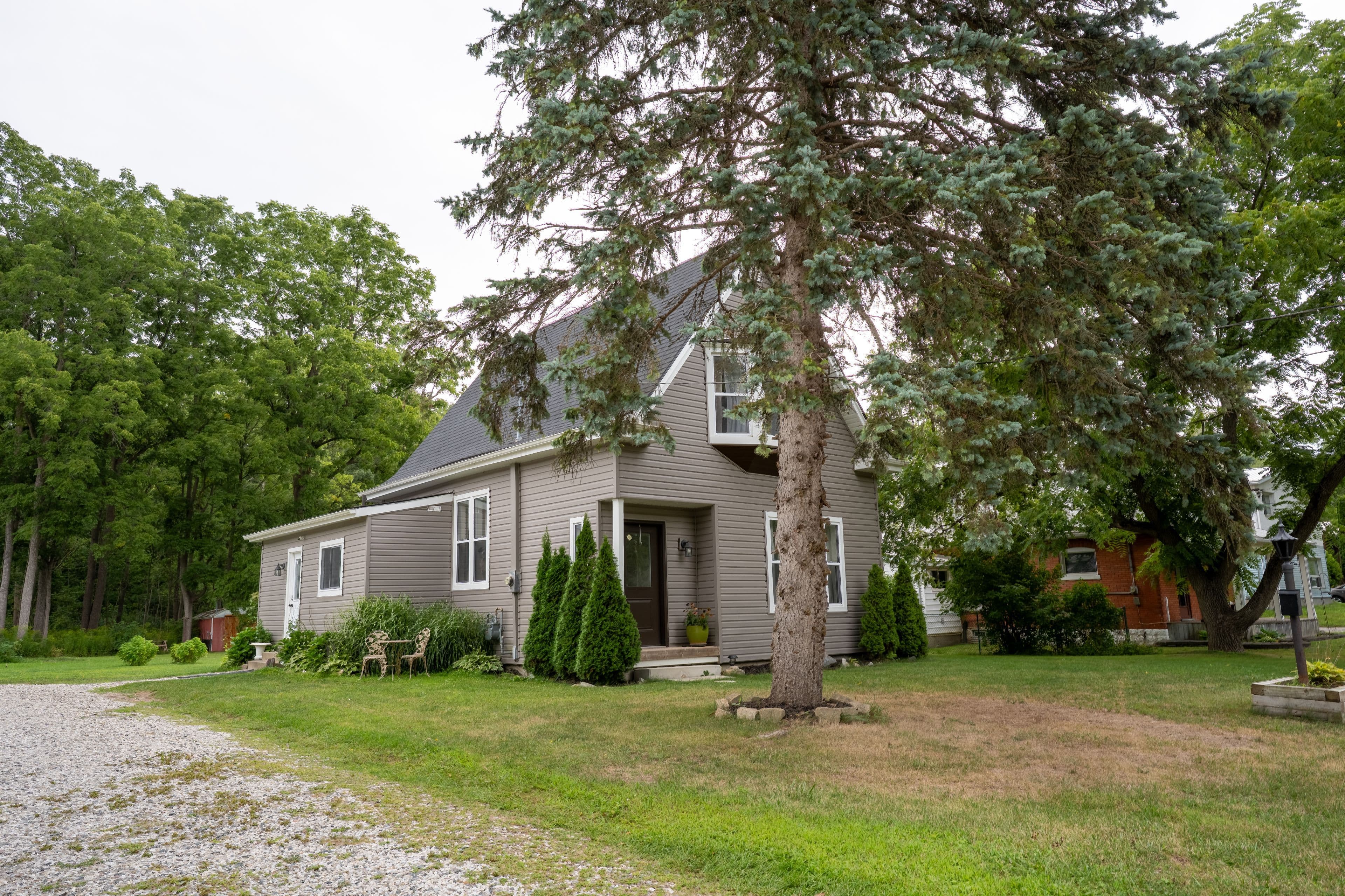 14 Old Vienna Road, Tillsonburg, ON N4G 3C4