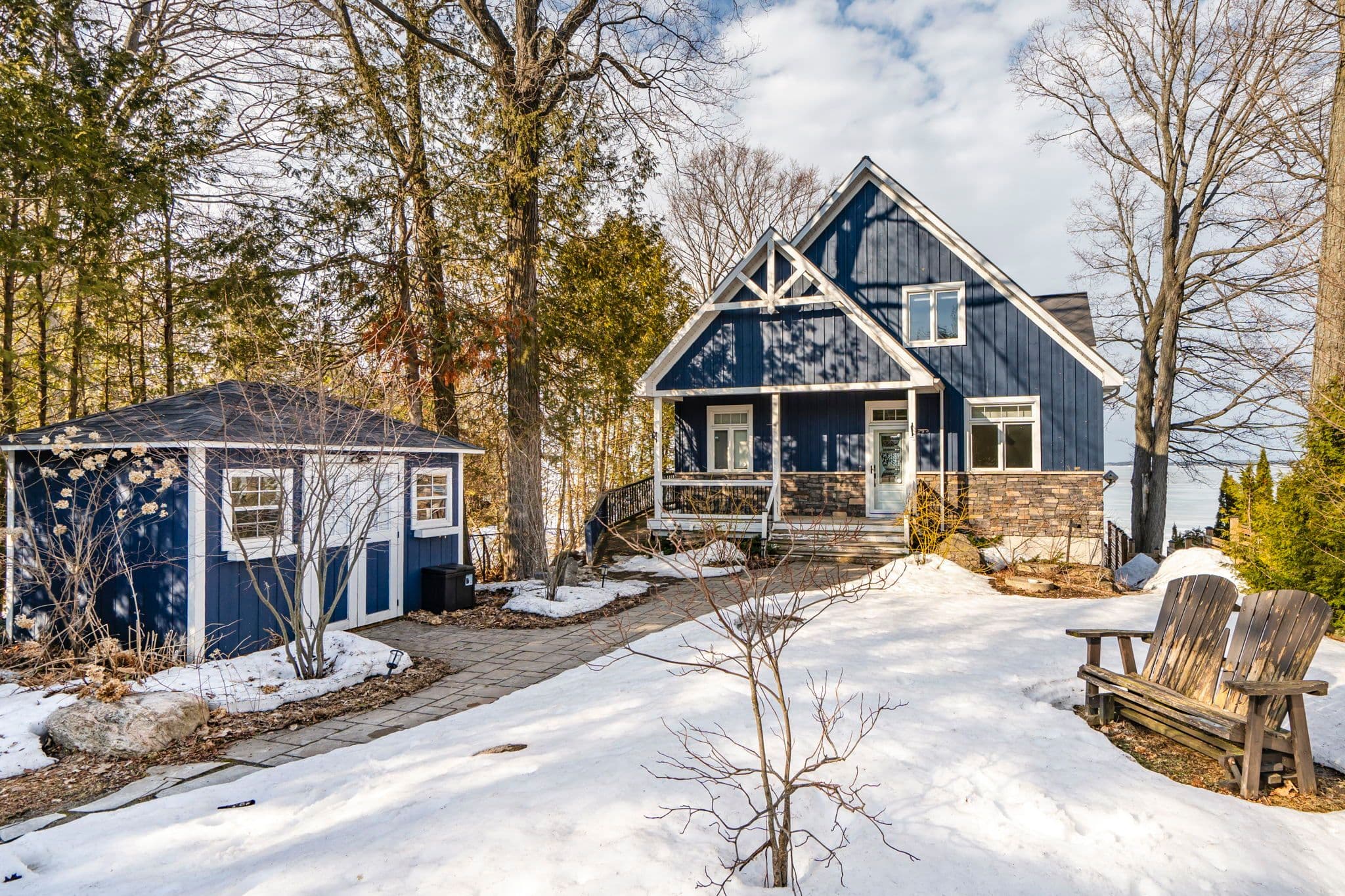 1749 Champlain Road, Tiny, ON L9M 0C1