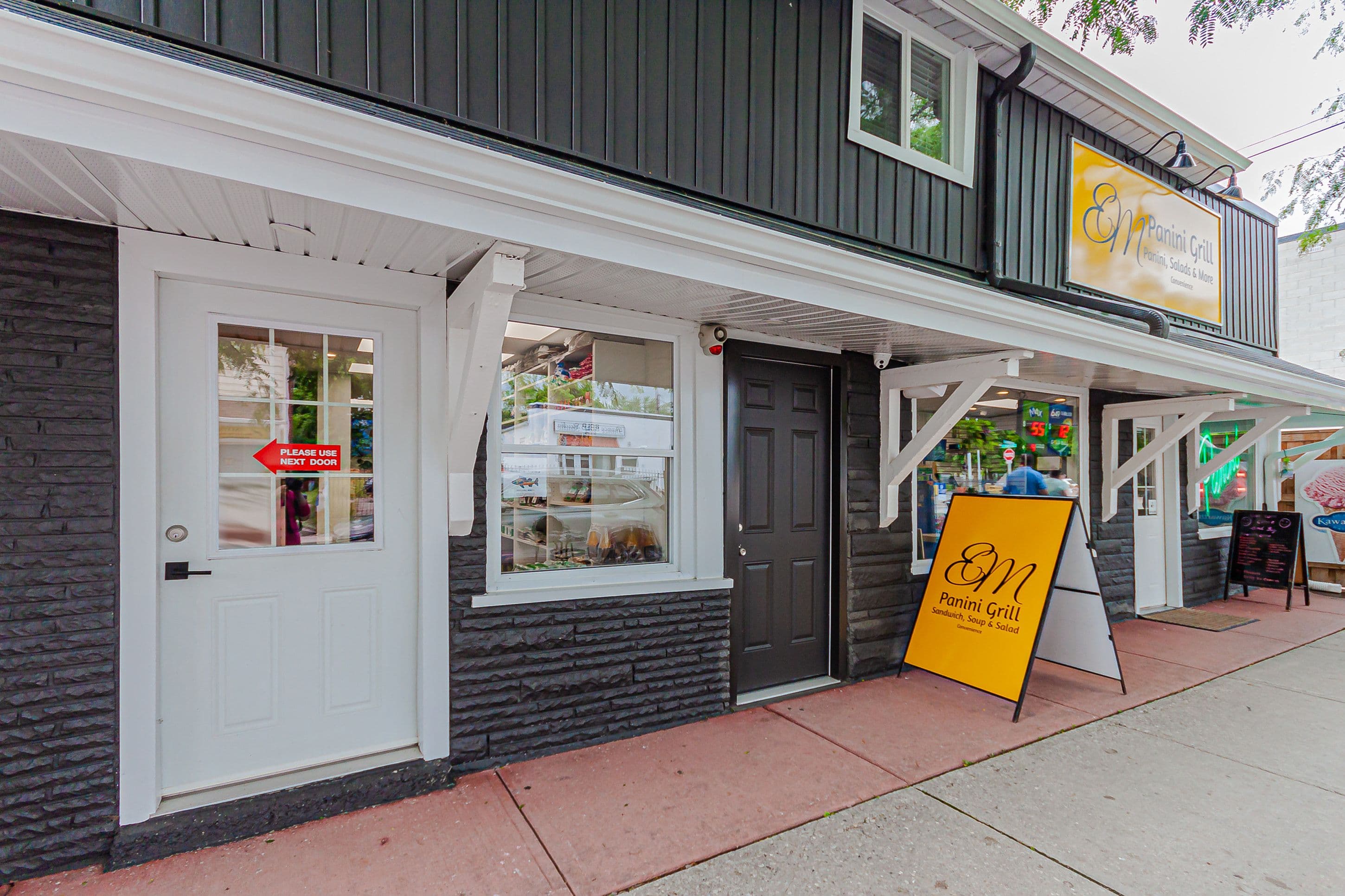 930 Lake Drive E 2, Georgina, ON L0E 1L0