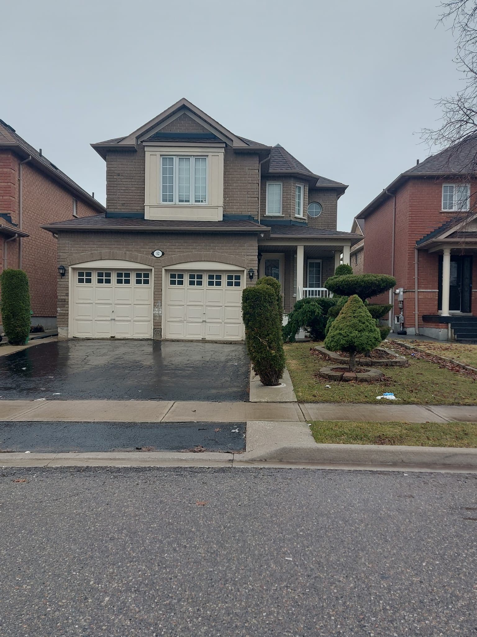 52 Fallstar Crescent, Brampton, ON L7A 2J6
