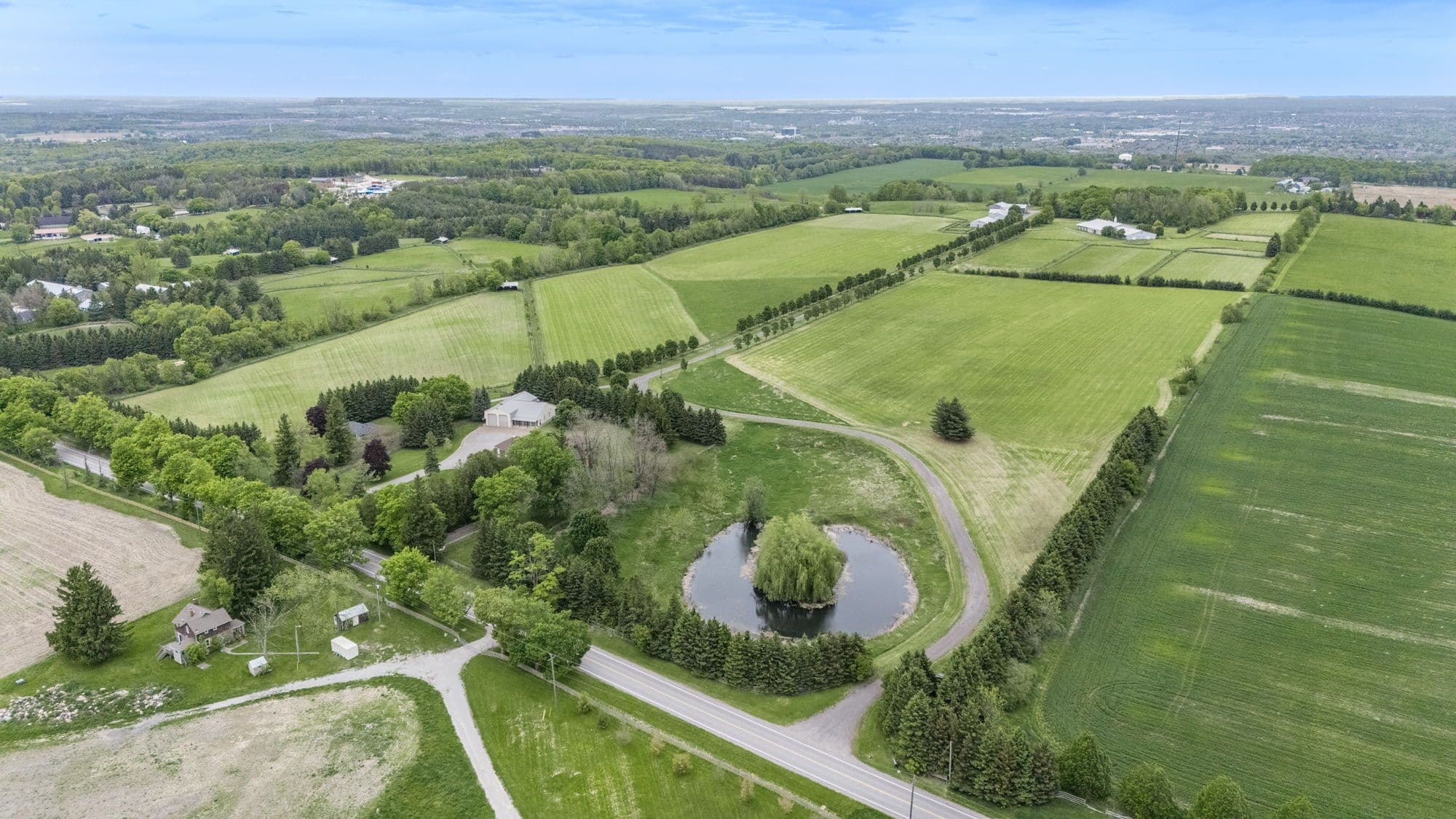 16333-16401 Dufferin Street, King, ON L7B 1K5