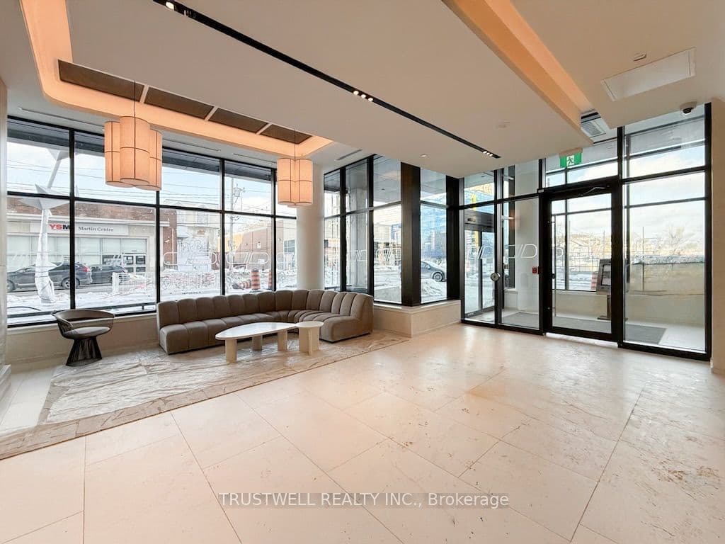 30 Dreamers Way 330, Toronto C08, ON M5A 0Y7