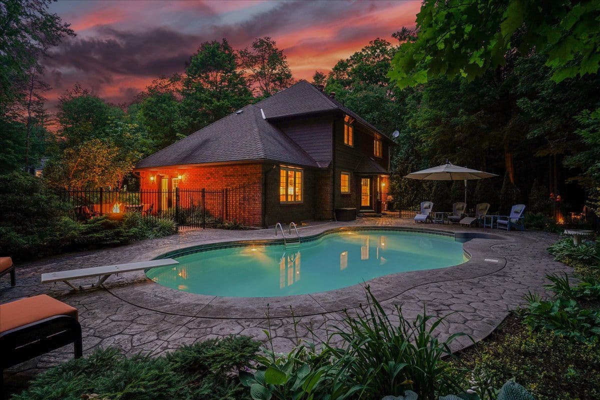 123 Atkins Street, Georgian Bluffs, ON N4K 6V5