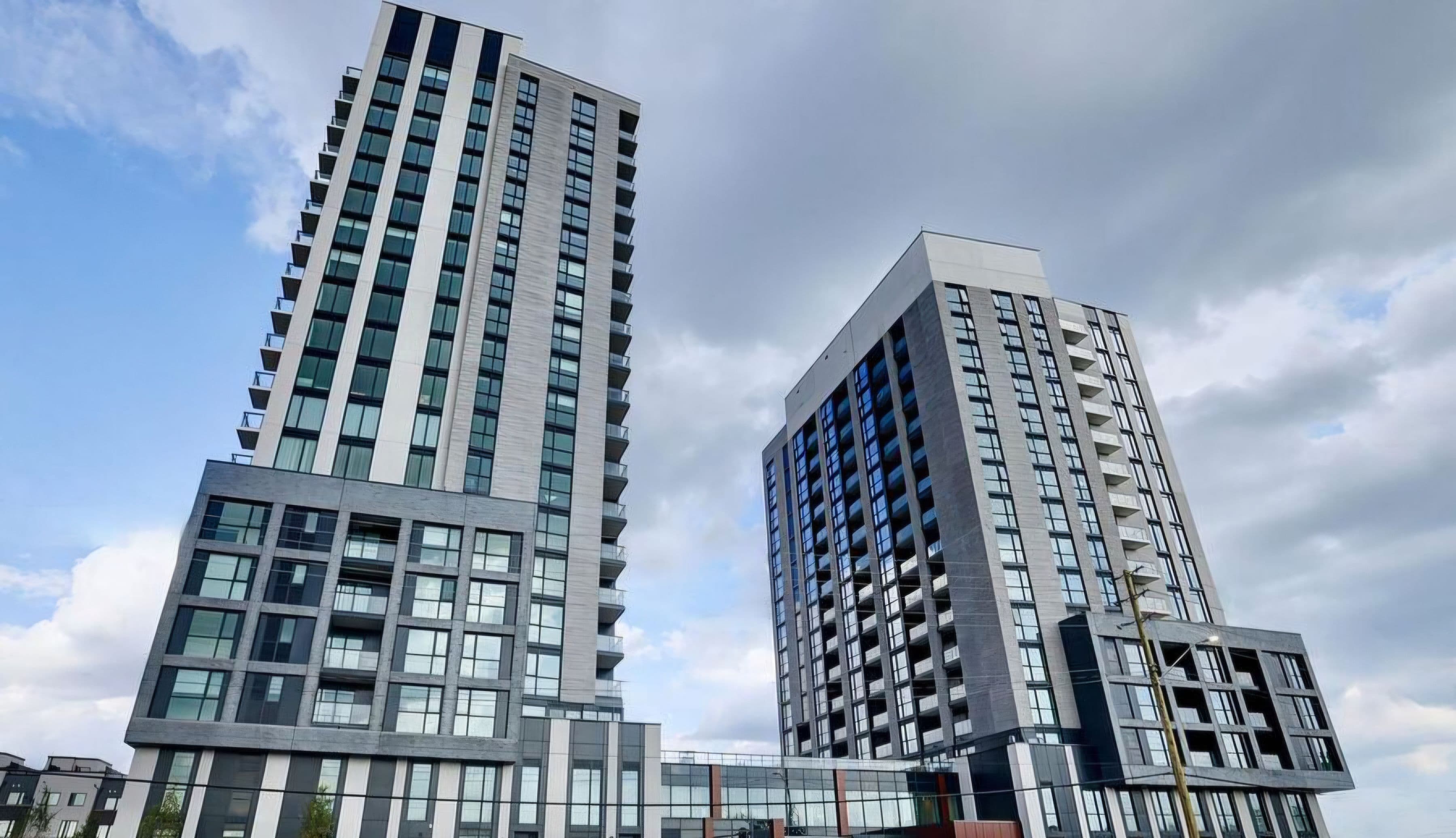 3071 Trafalgar Road 804, Oakville, ON L6H 8C6