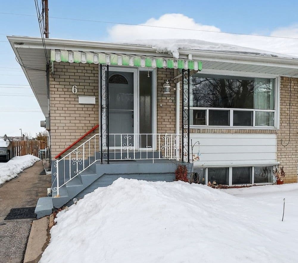 6 Ailsa Craig Court, Toronto C07, ON M2R 2B8