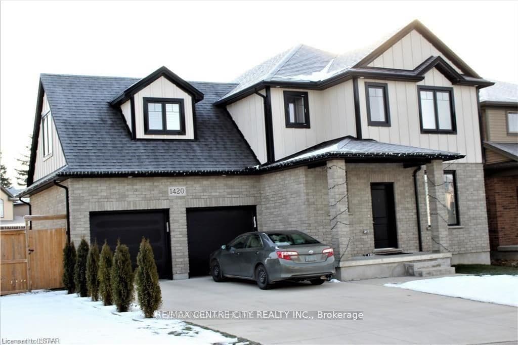 1420 Howlett Circle, London North, ON N5X 0K5