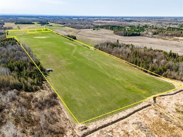 Vacant 10 Concession, North Glengarry, ON K0B 1H0