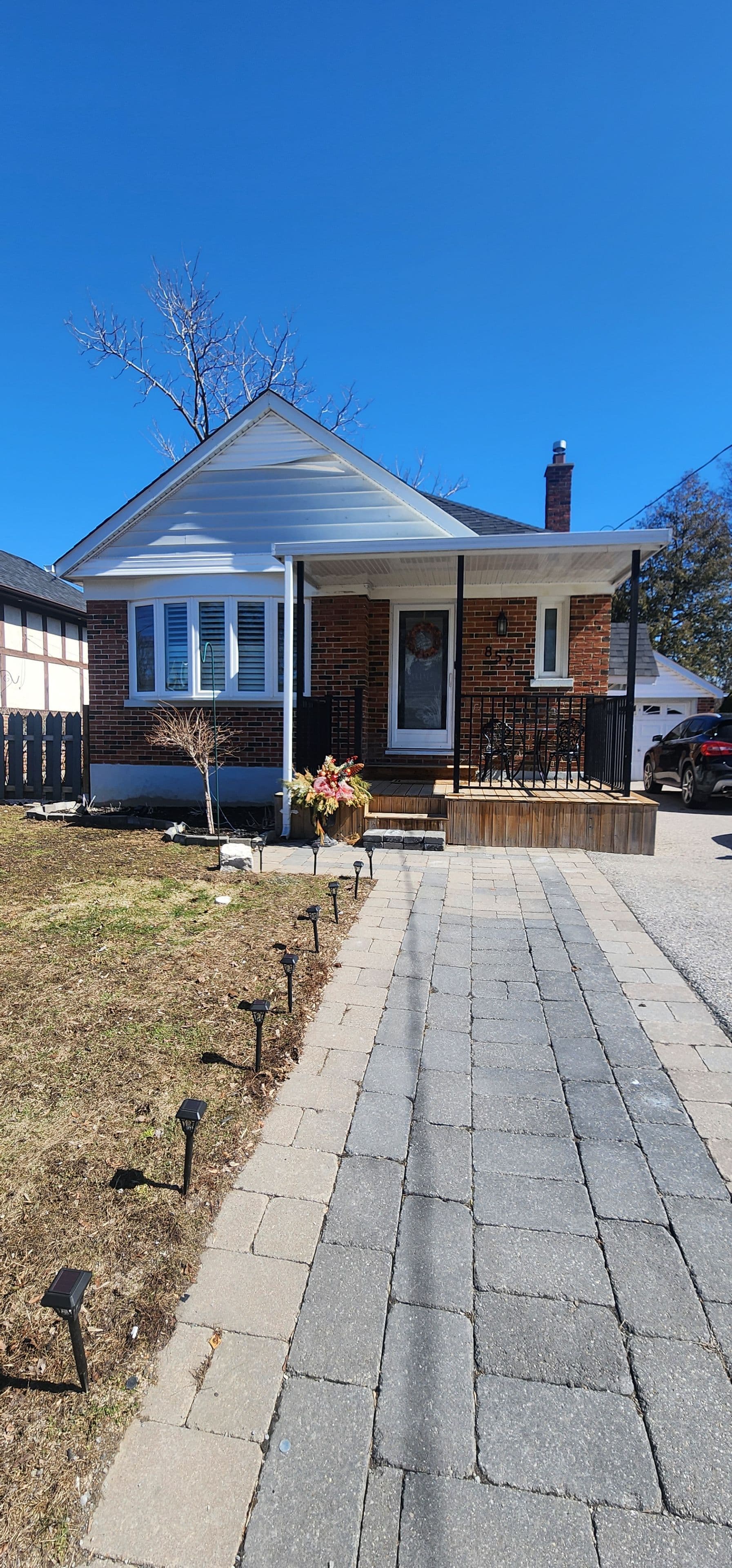 859 Mary Street, Oshawa, ON L1G 5G5