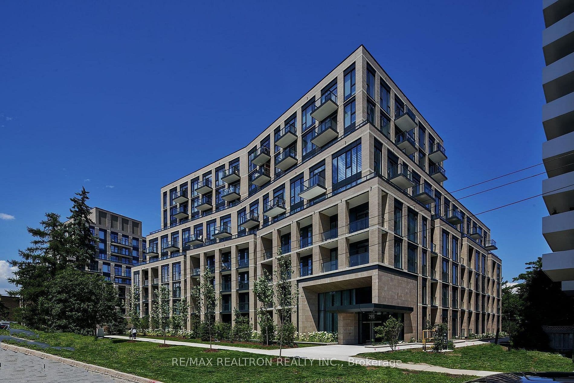 293 The Kingsway N/A 114, Toronto W08, ON M9A 0E8