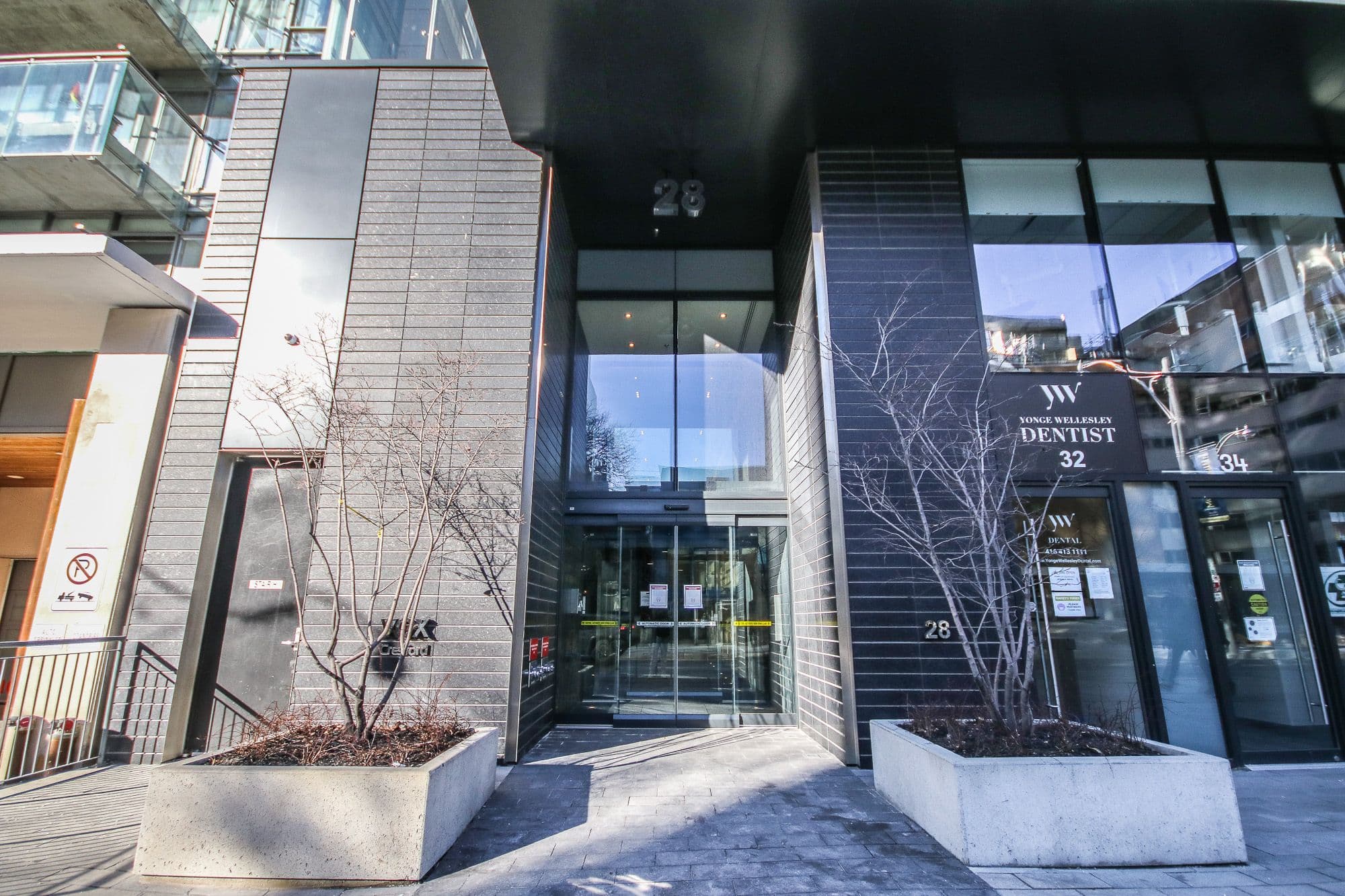 28 Wellesley Street 1801, Toronto C08, ON M4Y 0C4
