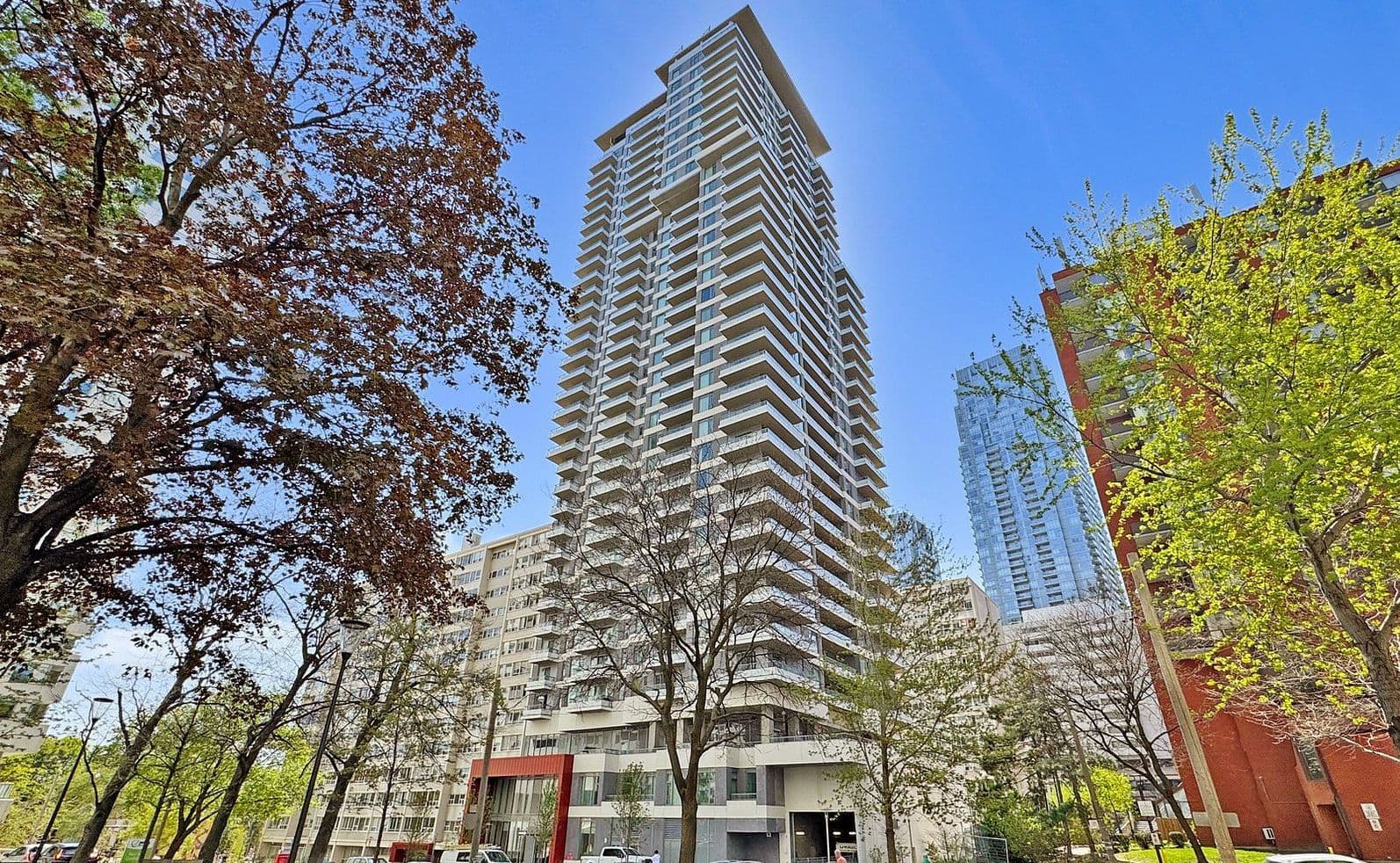 50 Dunfield Avenue 1613, Toronto C10, ON M4S 0E3