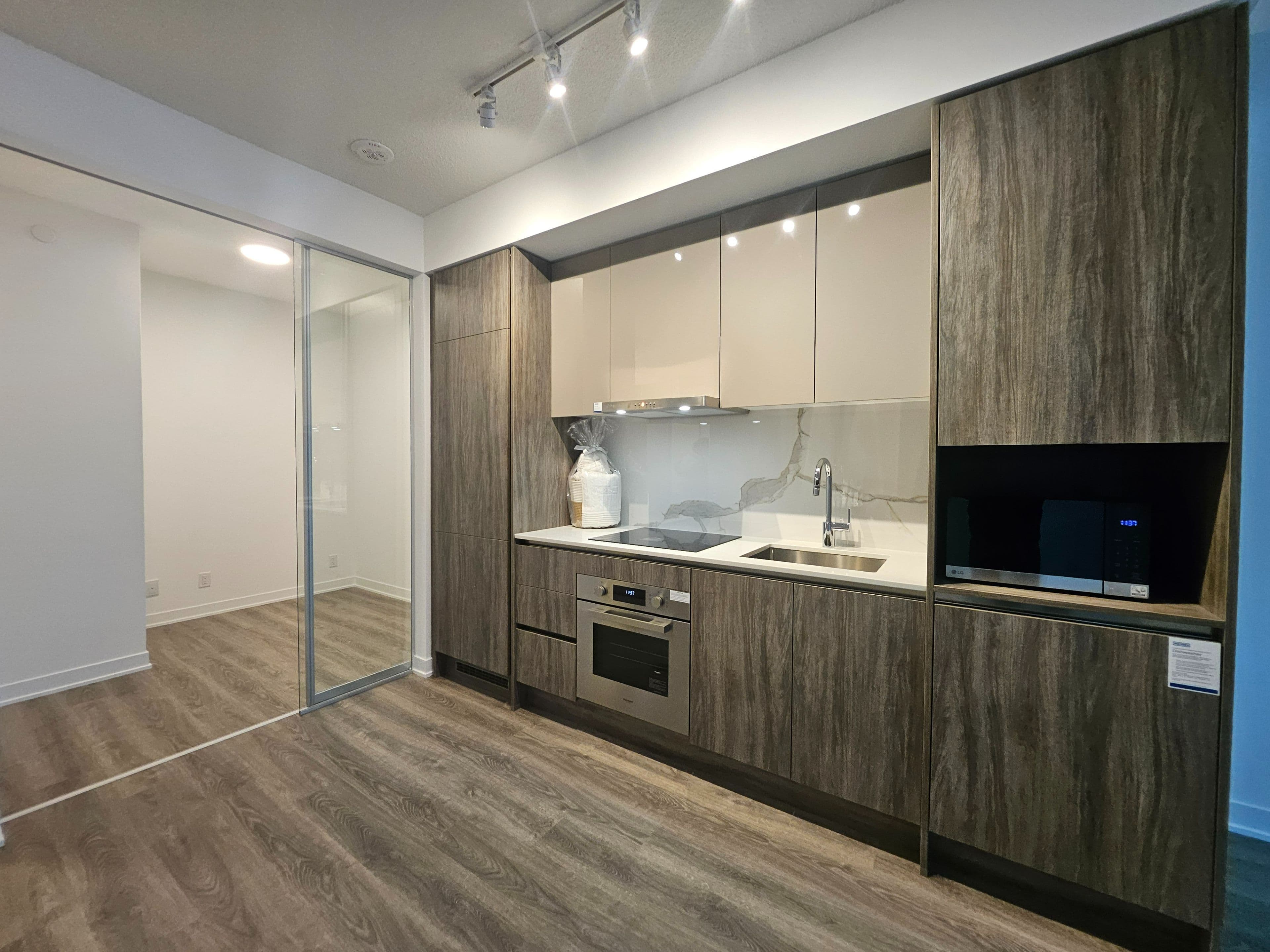 180 Front Street E 3108, Toronto C08, ON M5A 0A9