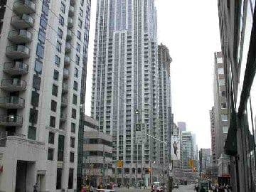 763 Bay Street 1109, Toronto C01, ON M5G 2R3