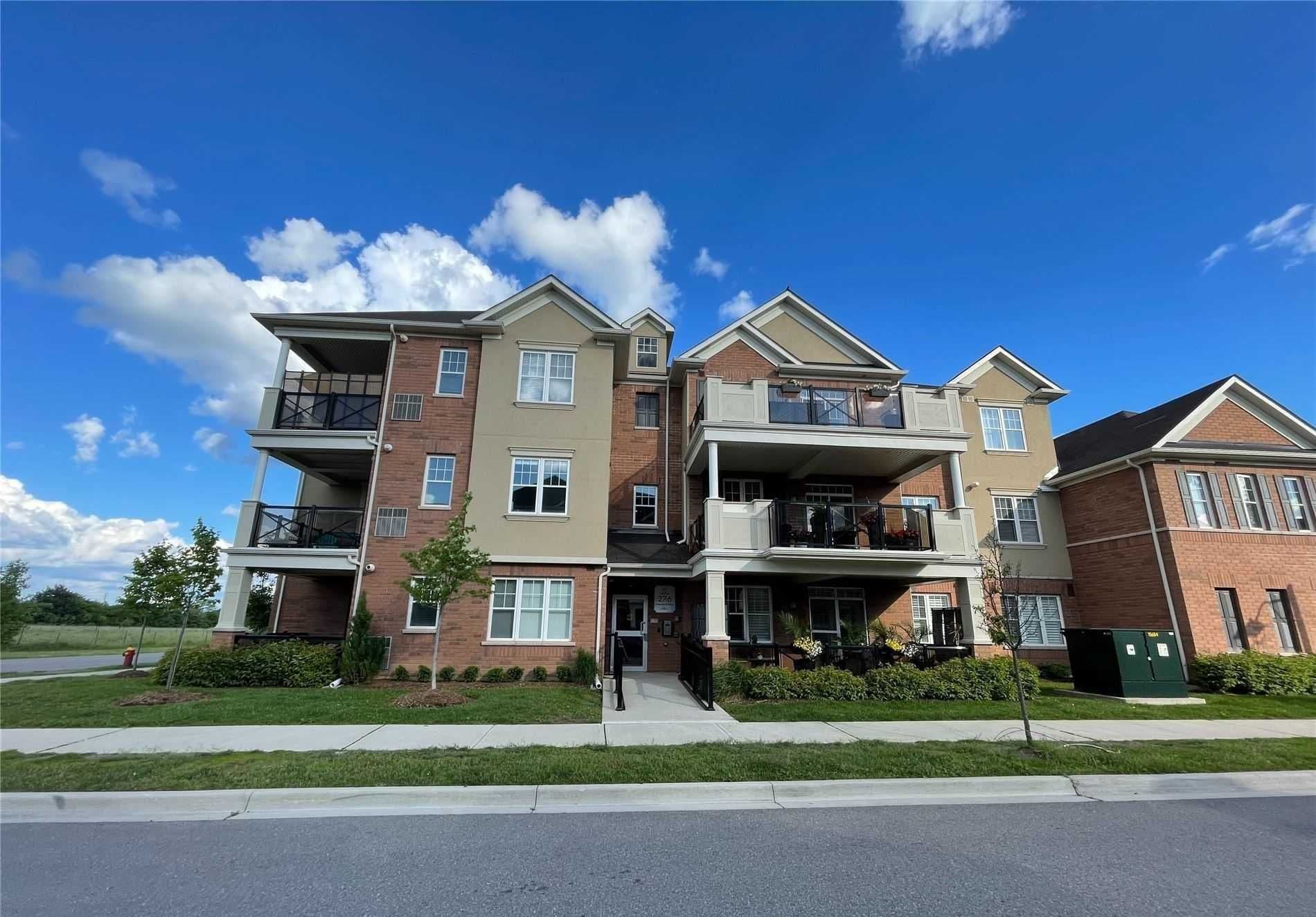 276 Littlewood Drive 205, Oakville, ON L6H 7K1