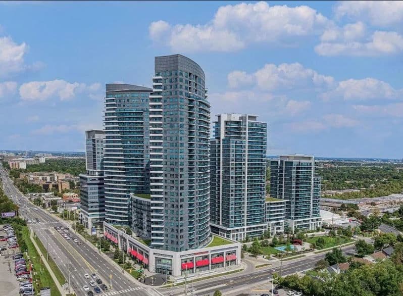 7167 Yonge Street 407, Markham, ON L3T 0E1