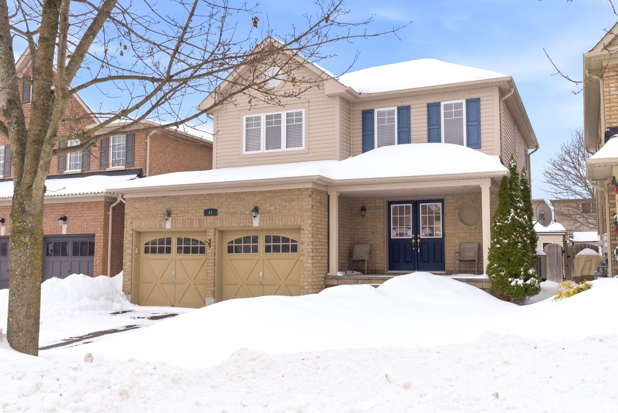 42 Russell Barton Lane, Uxbridge, ON L9P 1Z2