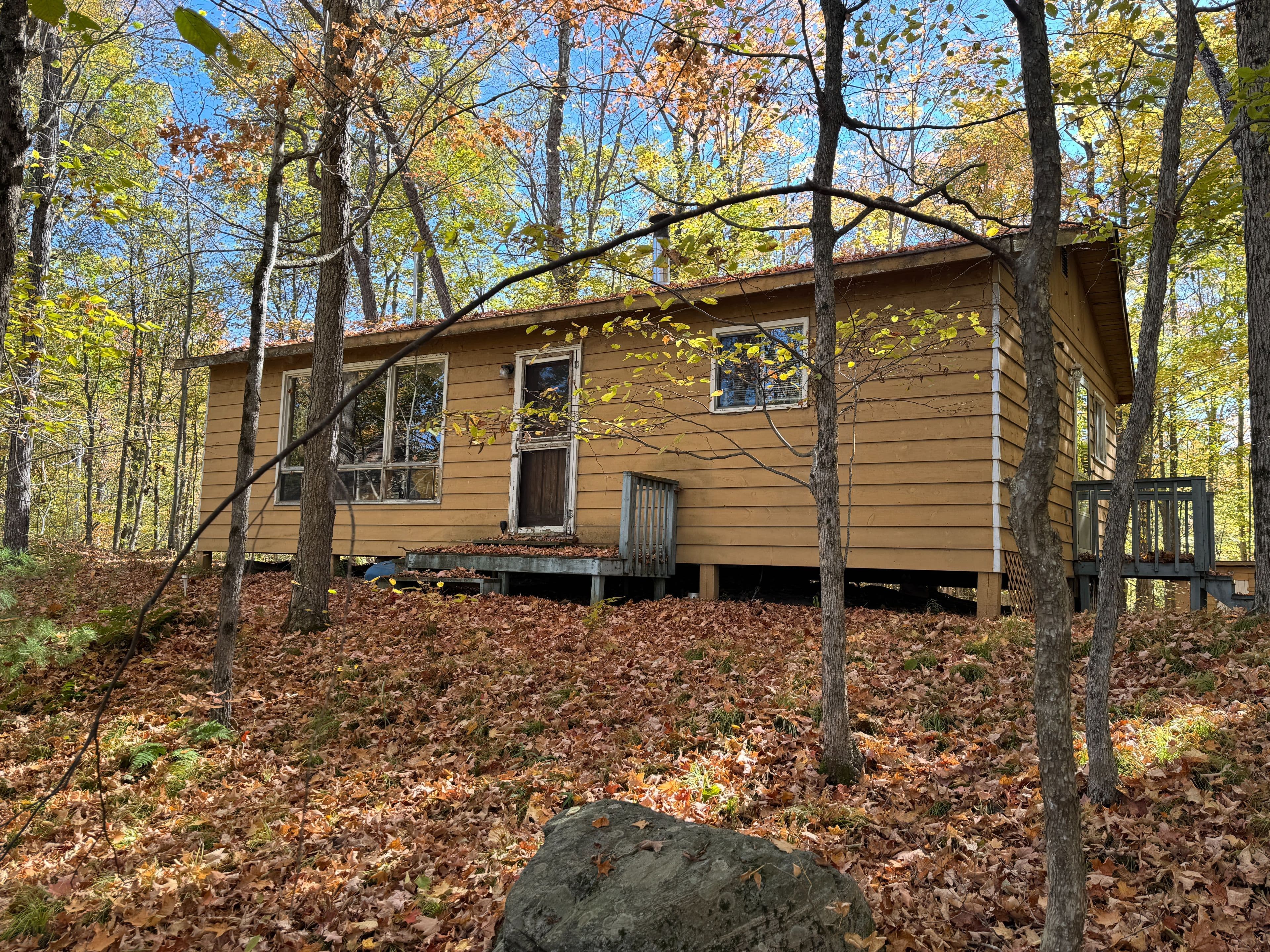 500 Yvon Lane, Rideau Lakes, ON K0G 1X0