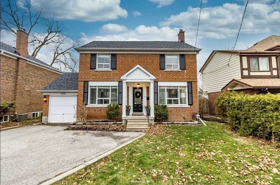 1090 Kipling Avenue, Toronto W08, ON M9B 3M2