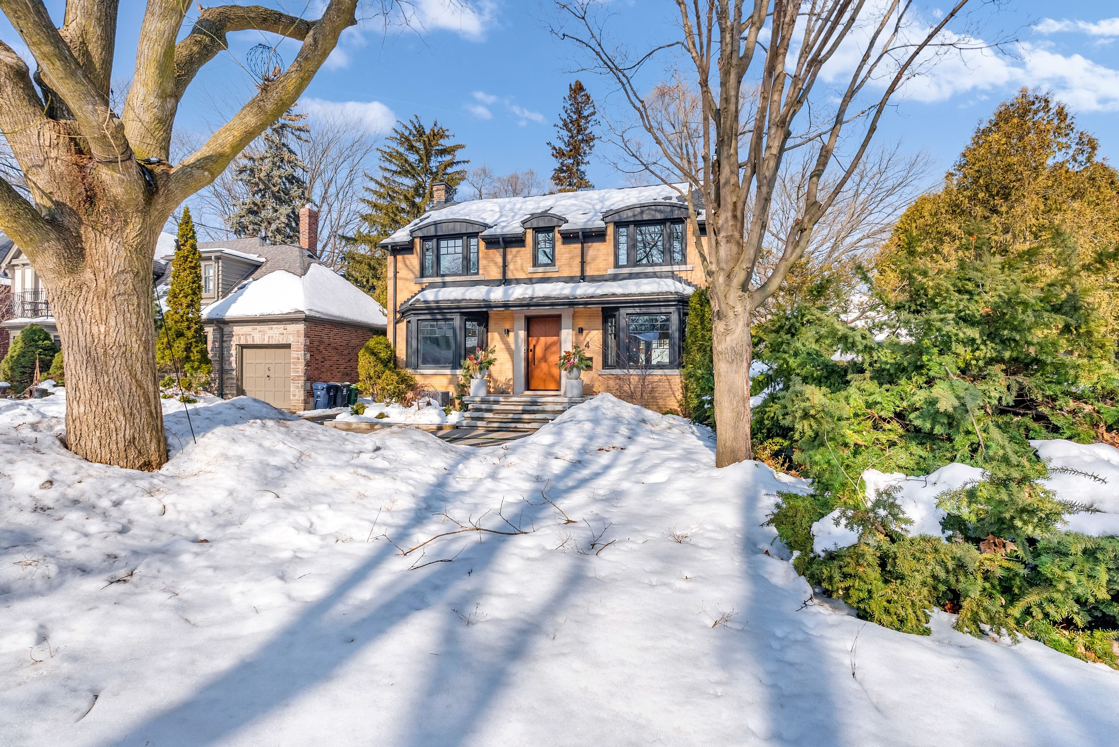 4 Belvedere Boulevard, Toronto W08, ON M8X 1K1