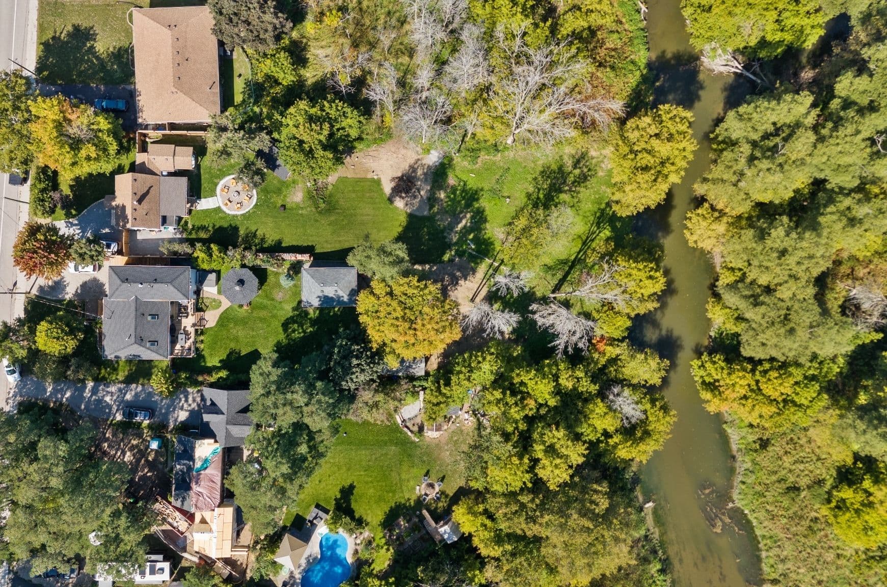 17 Toll Road, East Gwillimbury, ON L9N 1G6