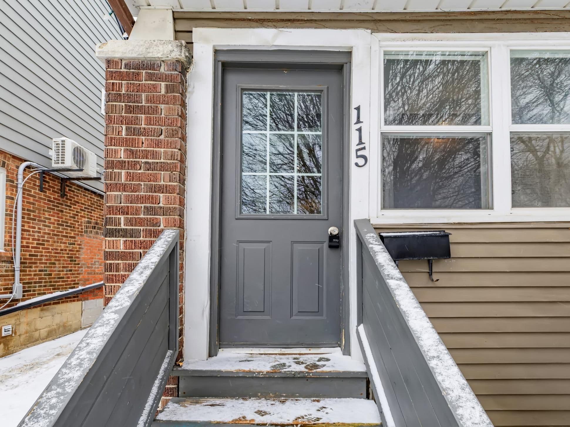 115 Hiltz Avenue, Toronto E01, ON M4L 2N7