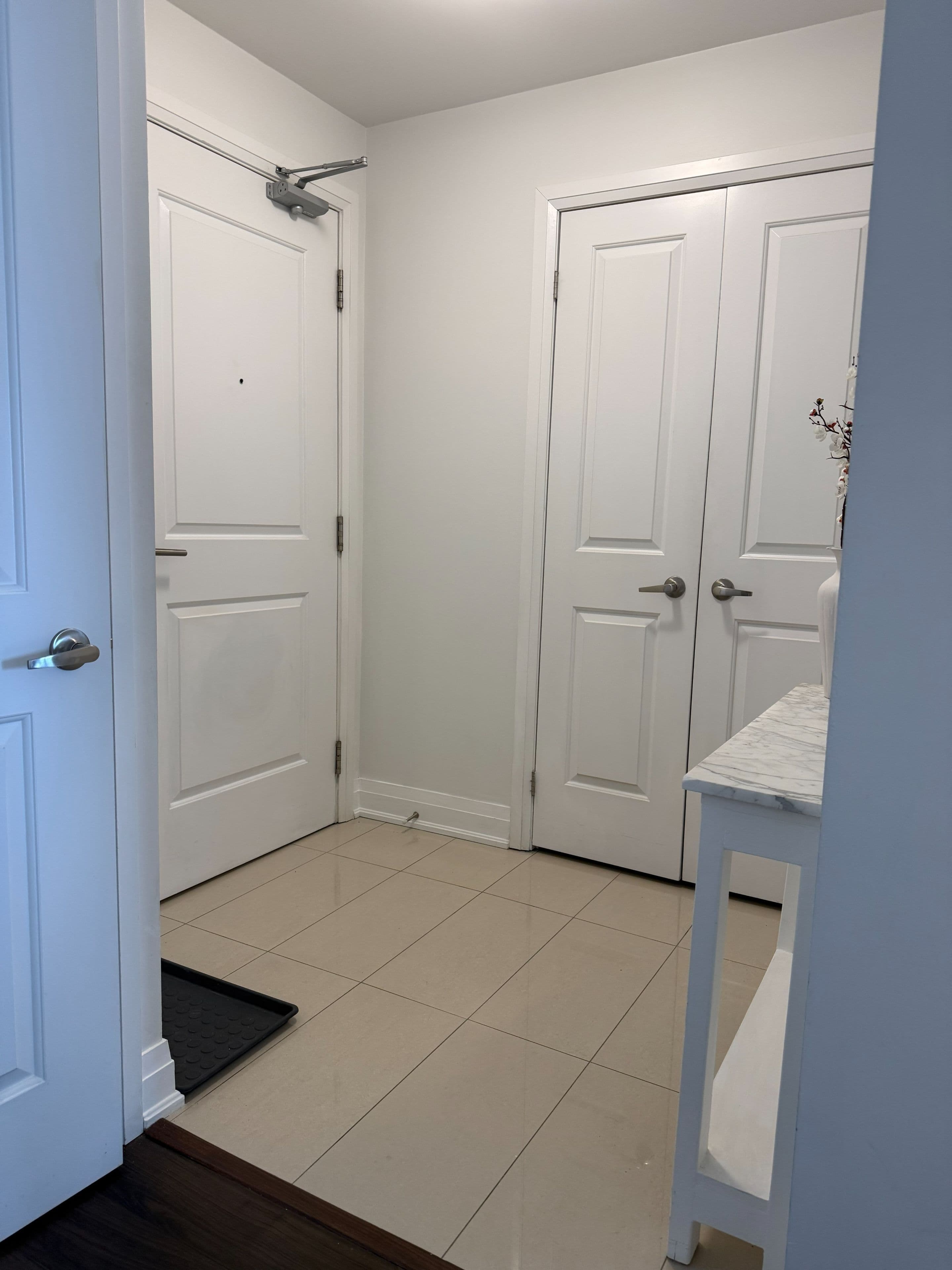 24 Woodstream Boulevard 513, Vaughan, ON L4L 8C4