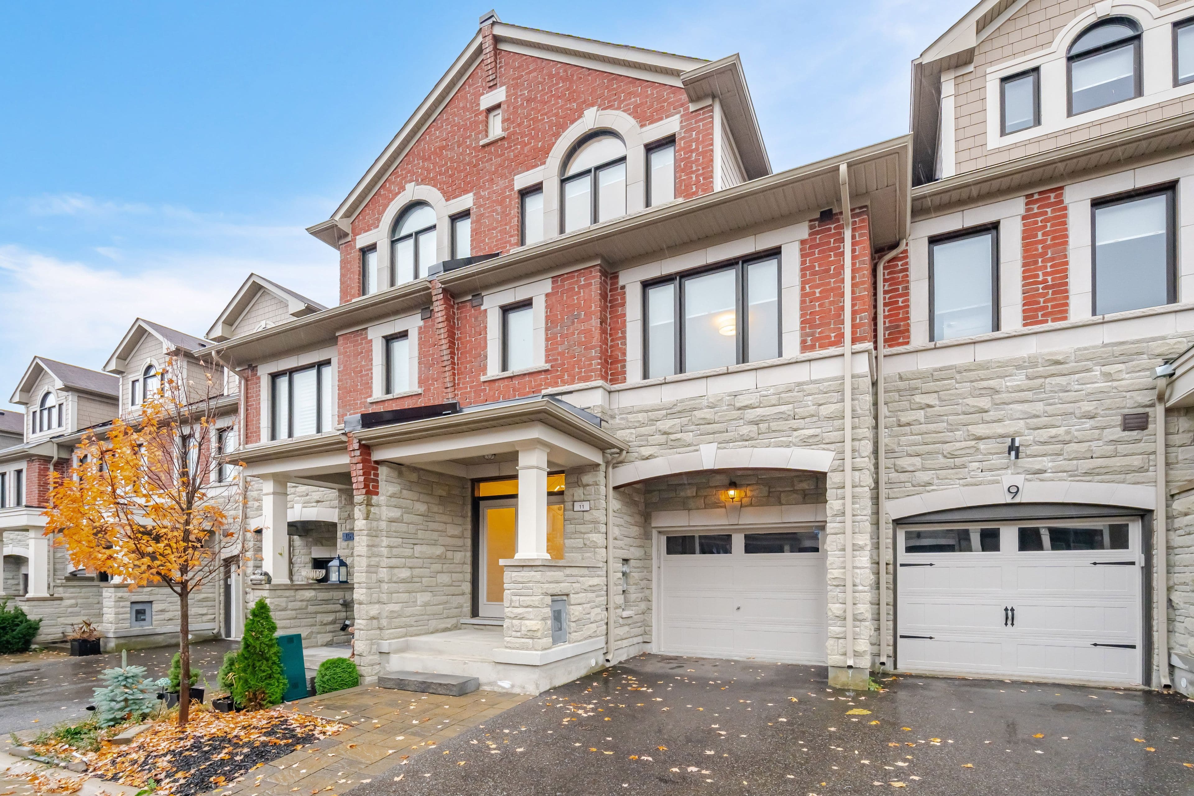 11 Hiawatha Court, Vaughan, ON L4L 0J2