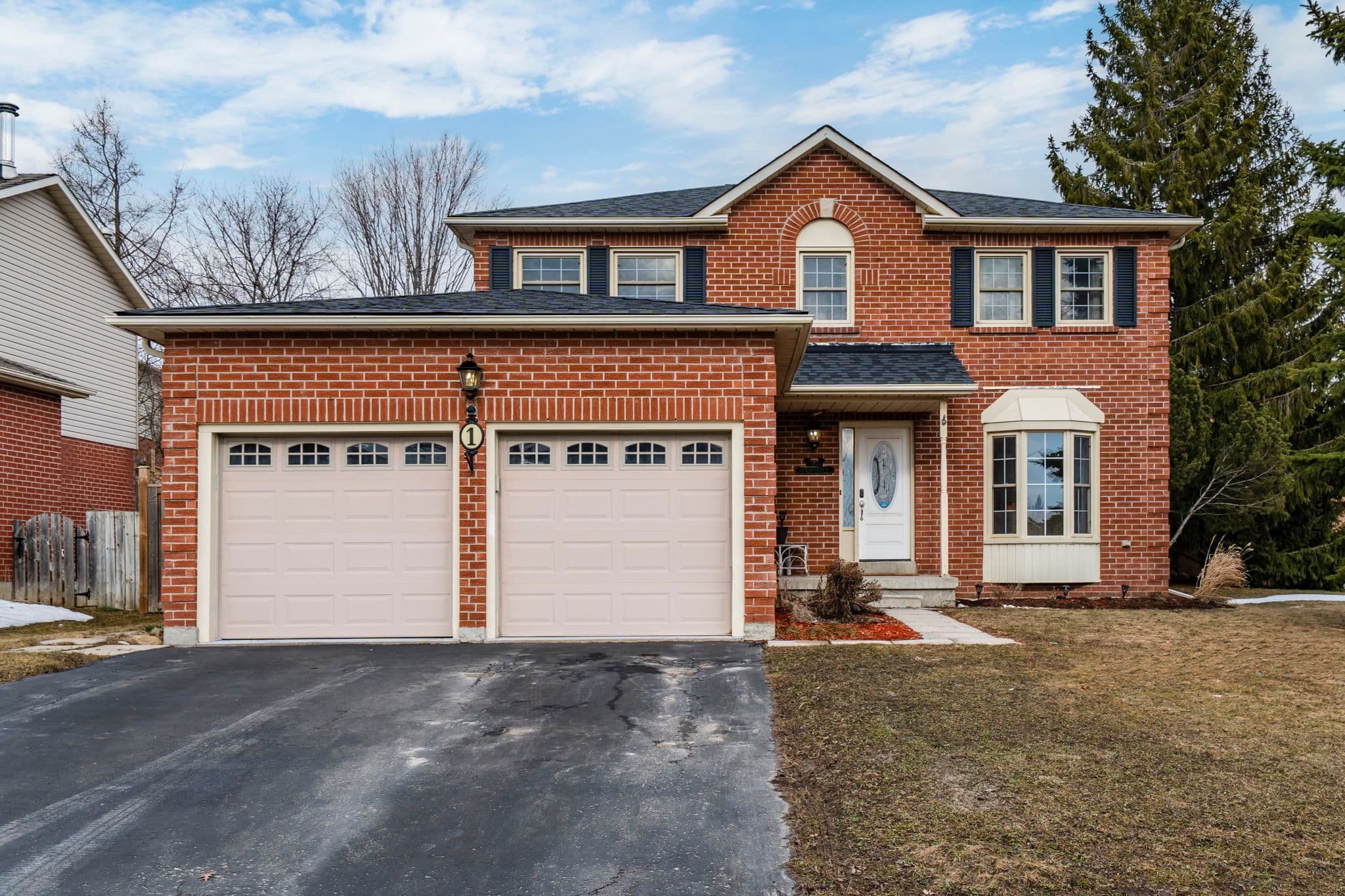 1 Mcdougall Drive, Barrie, ON L4N 7J1