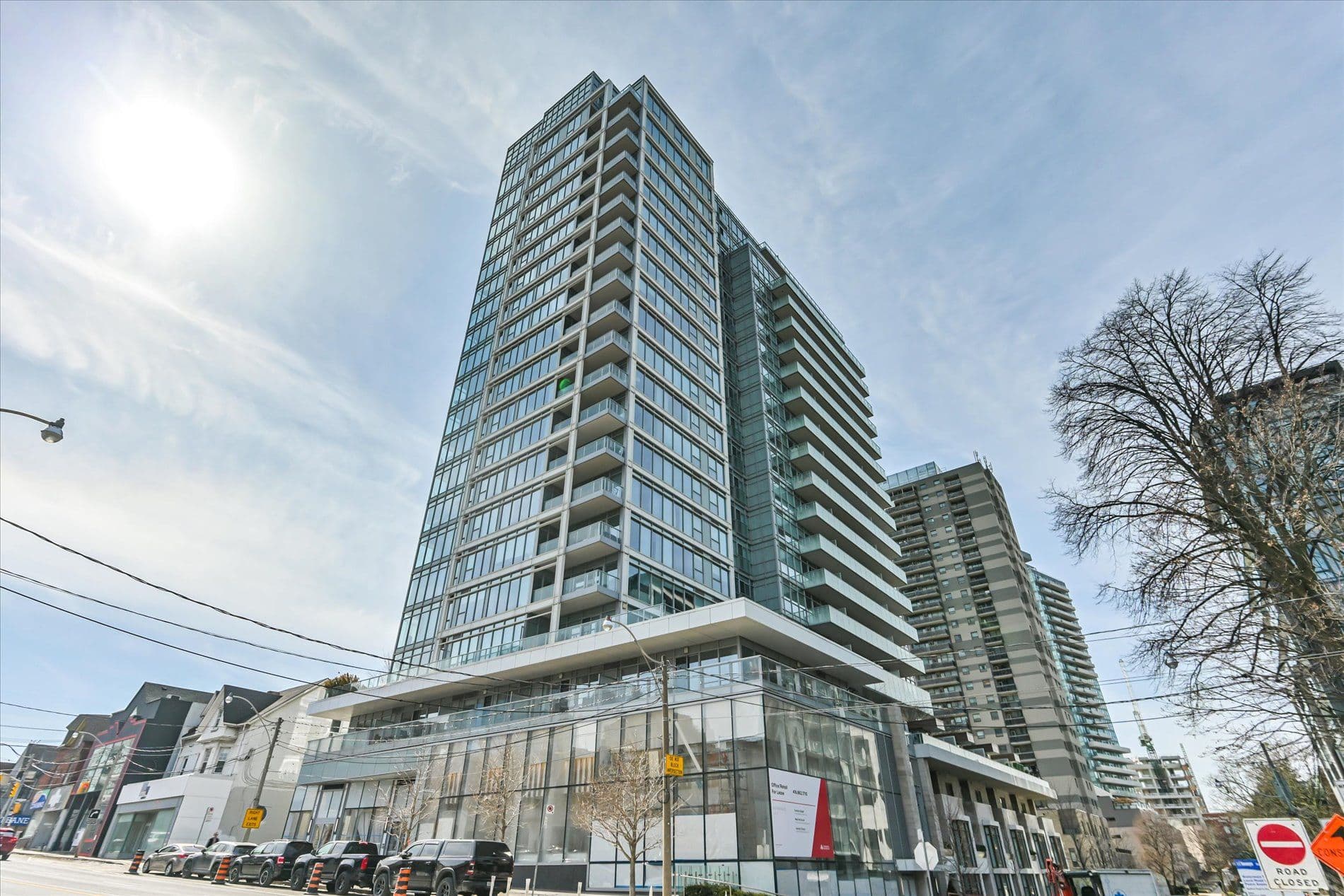 170 Avenue Road 703, Toronto C02, ON M5R 0A4