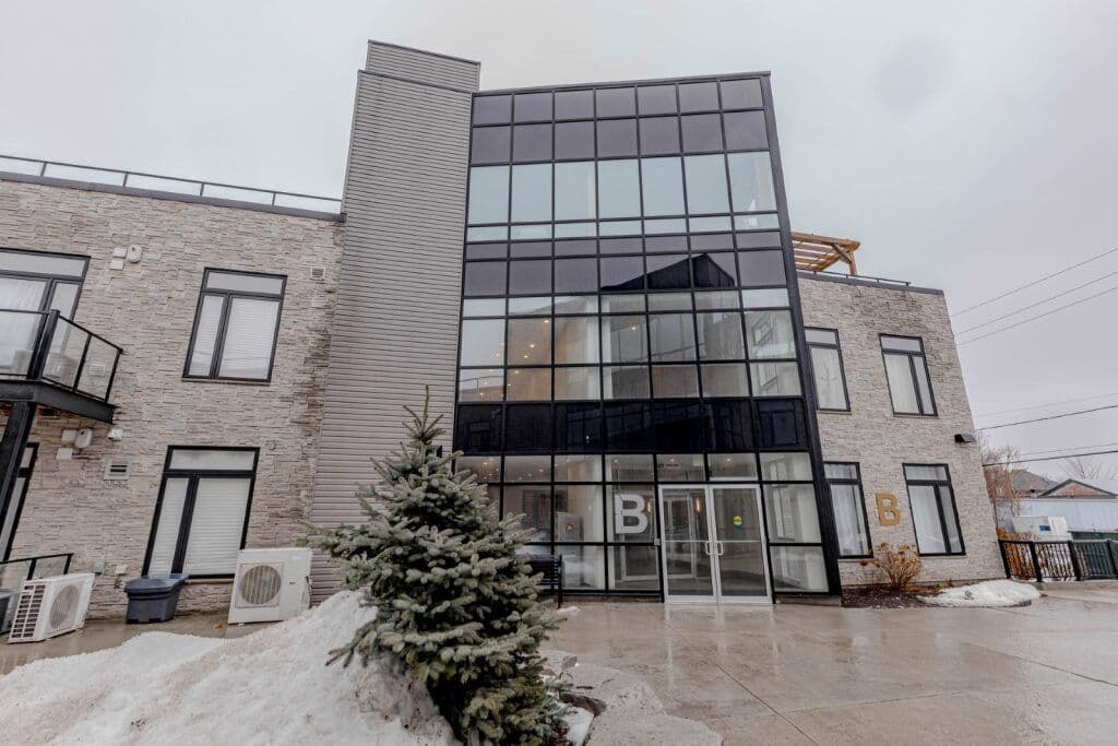 85 Morrell Street 227B, Brantford, ON N3T 4J6