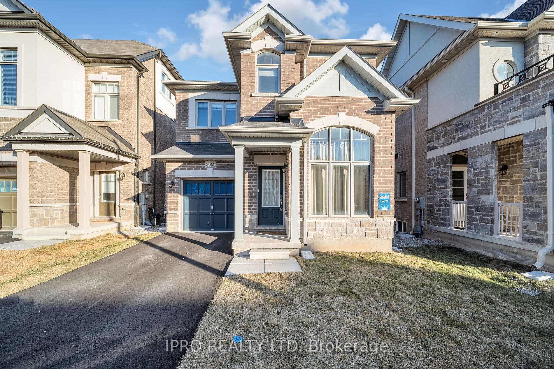 3950 Koenig Road, Burlington, ON L7M 0Z8