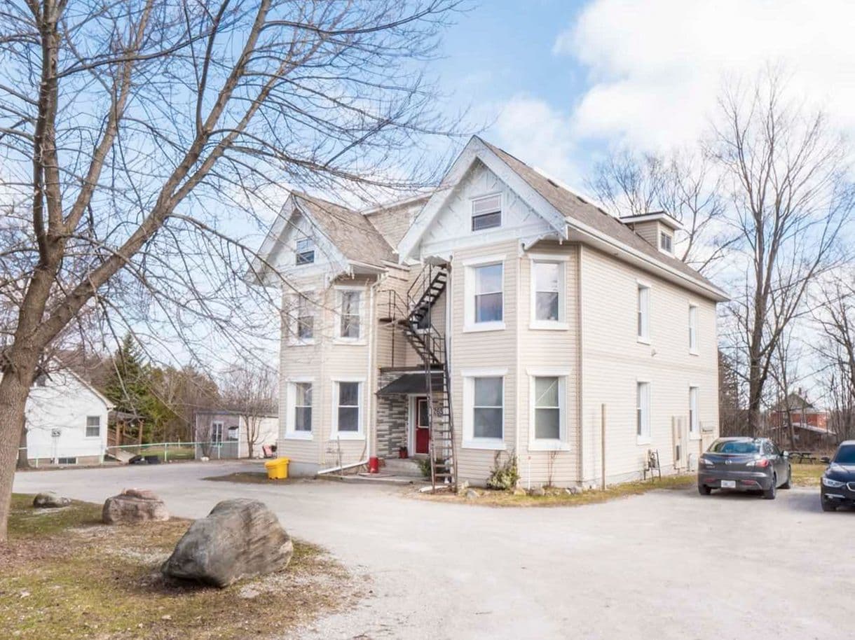 265 Barrie Road, Orillia, ON L3V 2R4