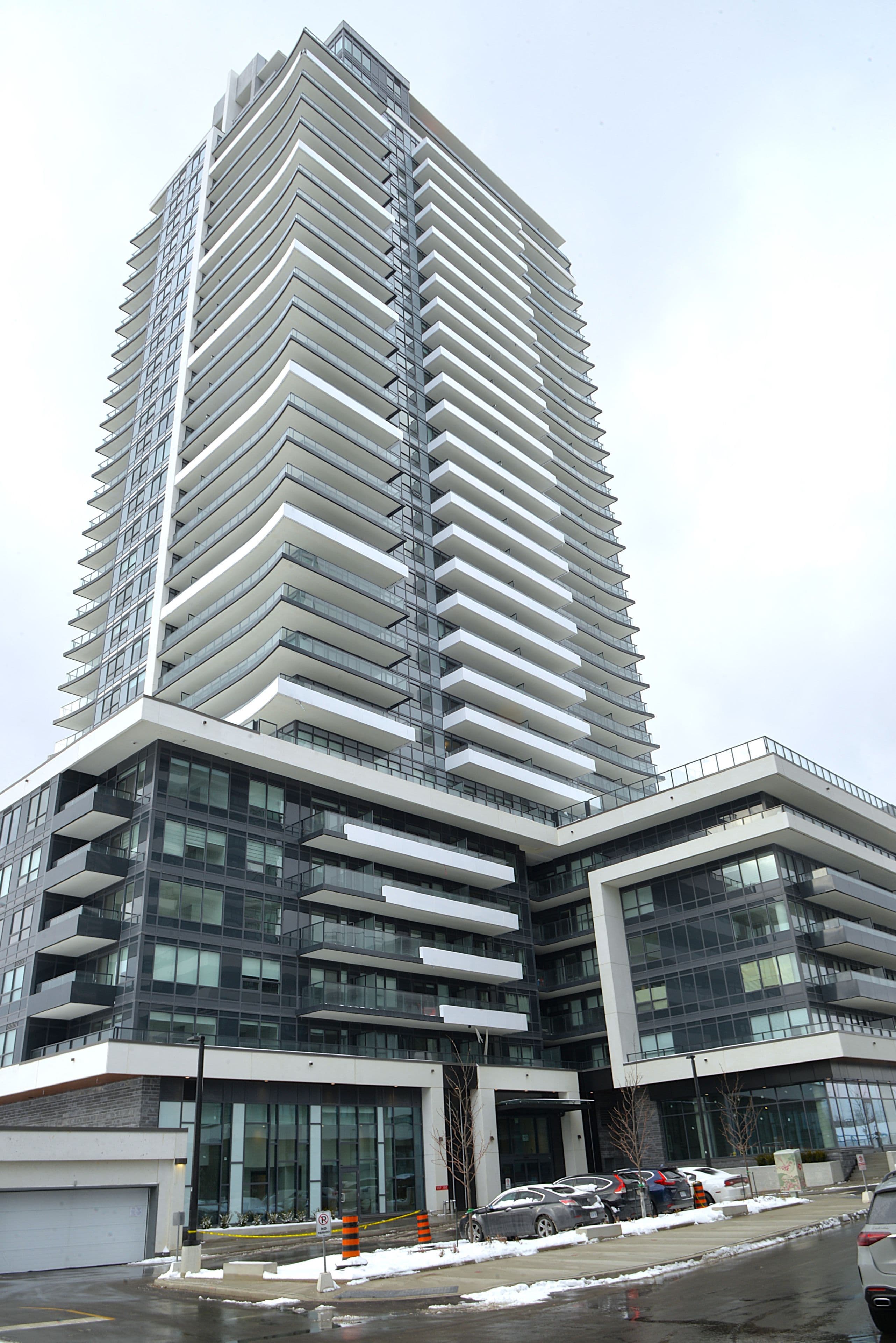 1435 Celebration Drive 2411, Pickering, ON L1W 0C4