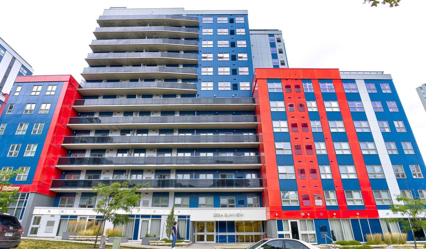 258A Sunview Street 1818, Waterloo, ON N2L 0H6