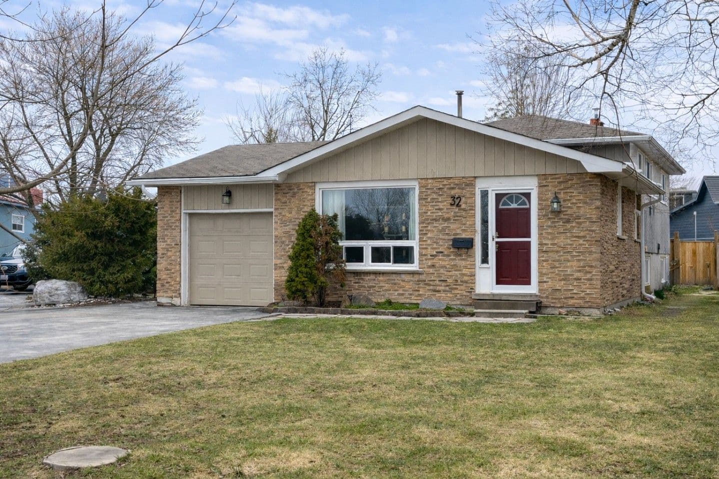 32 Courtice Crescent, Collingwood, ON L9Y 4G1