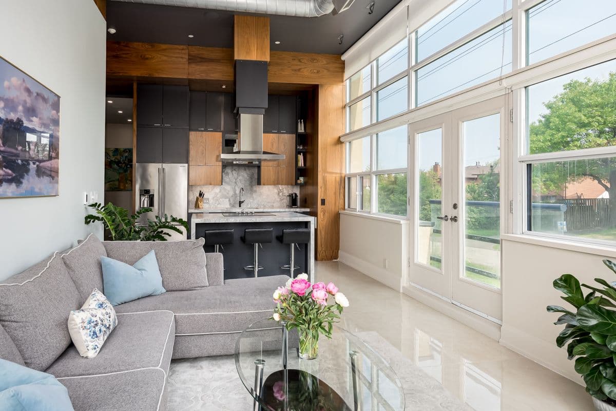 1001 Roselawn Avenue 130, Toronto W04, ON M6B 4M4