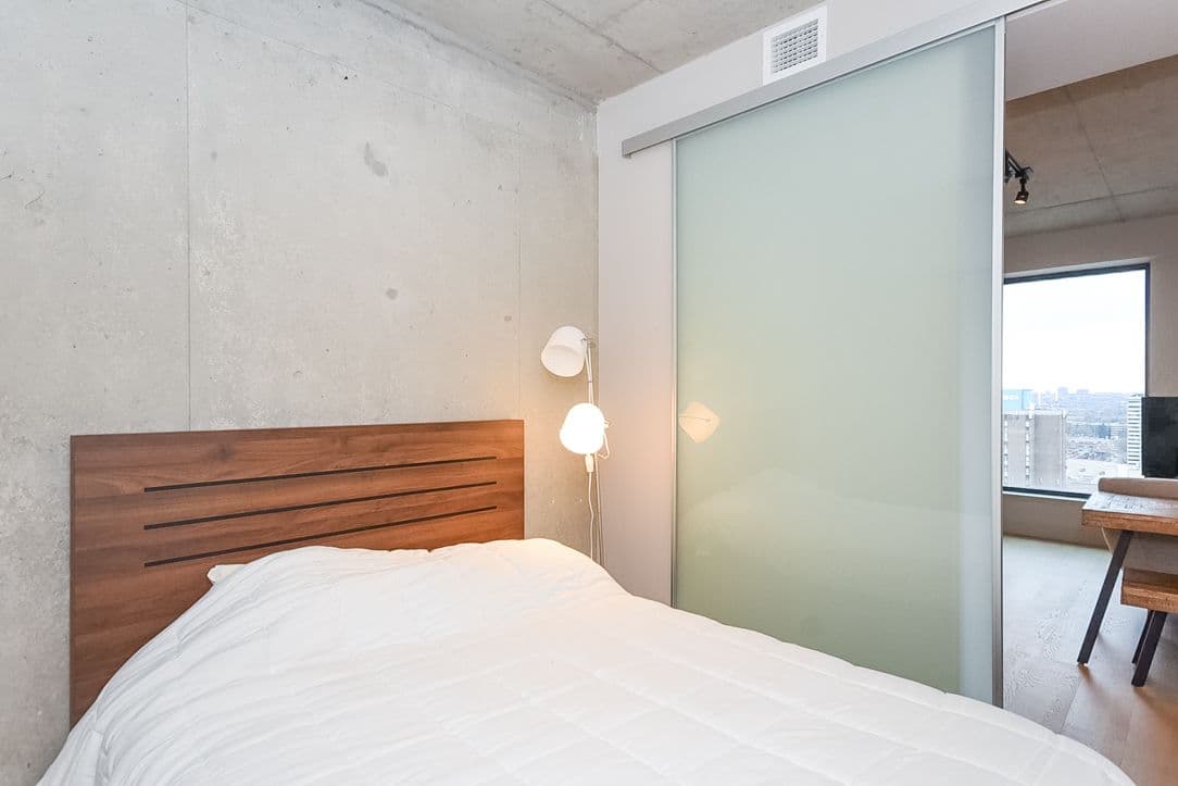 203 Catherine Street 1709, Ottawa Centre, ON K2P 1J5