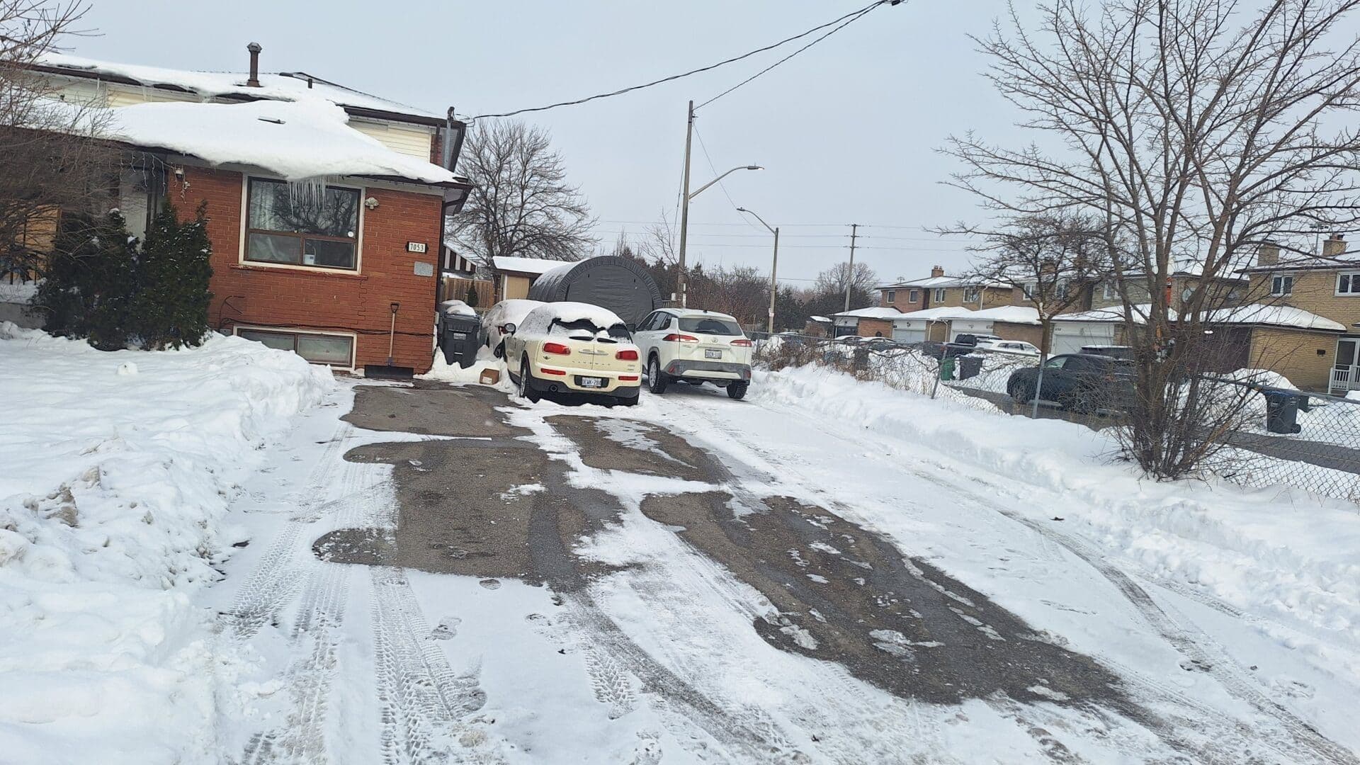 7053 Harwick Drive, Mississauga, ON L4T 3A3