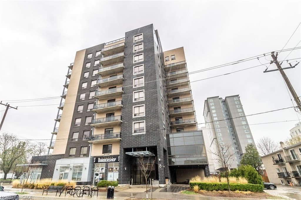 8 HICKORY Street #1002, Waterloo, ON N2L 3H6
