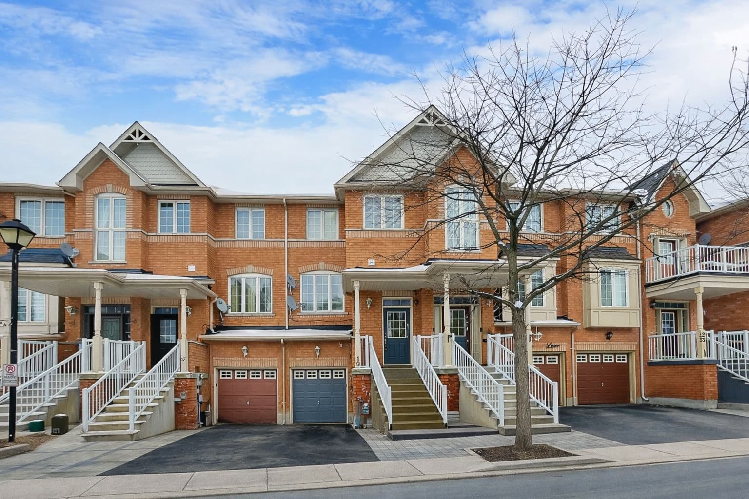 19 Annable Lane, Ajax, ON L1S 7S6