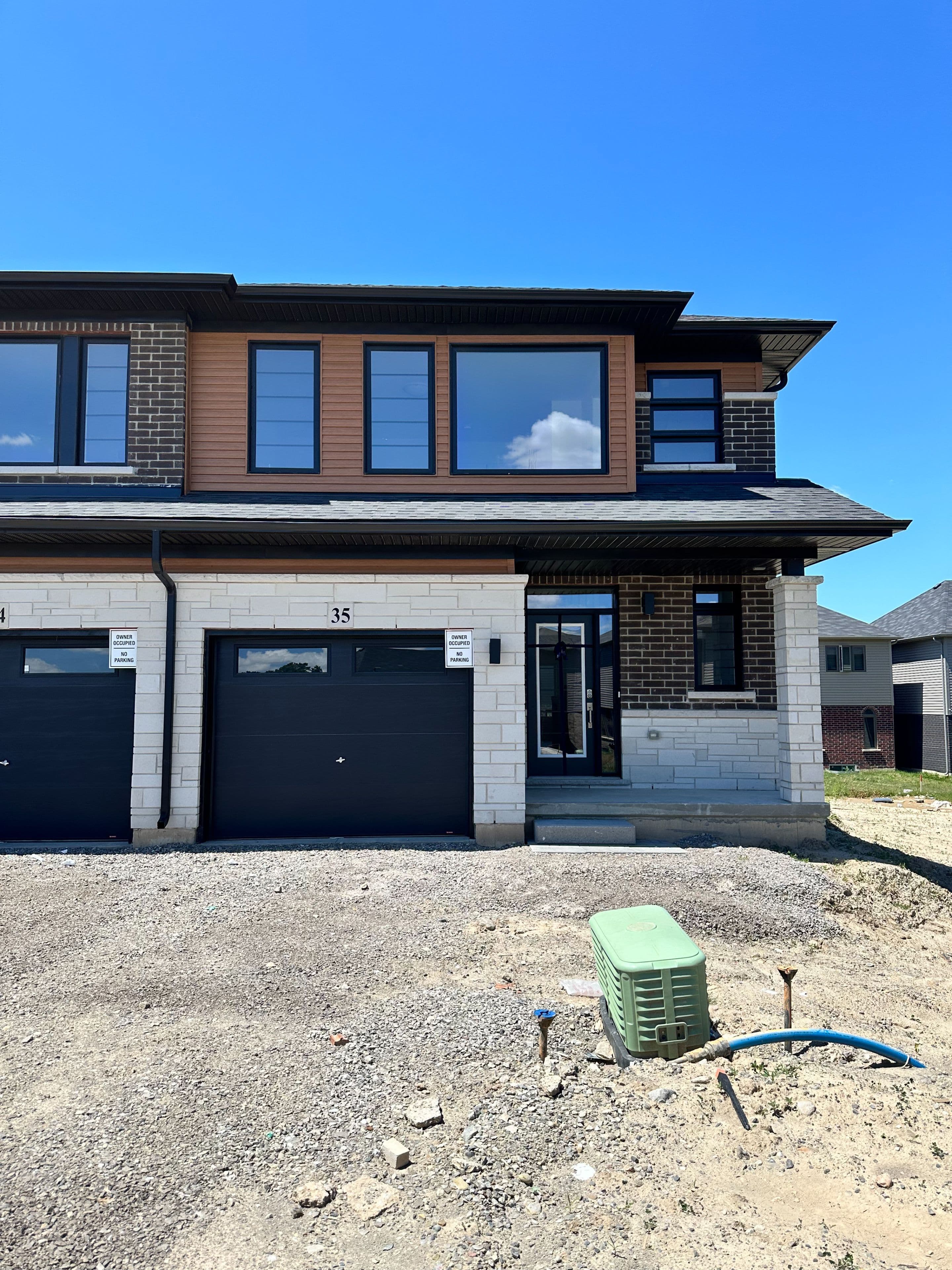448 Blackburn Drive N 35, Brantford, ON N3T 0X2
