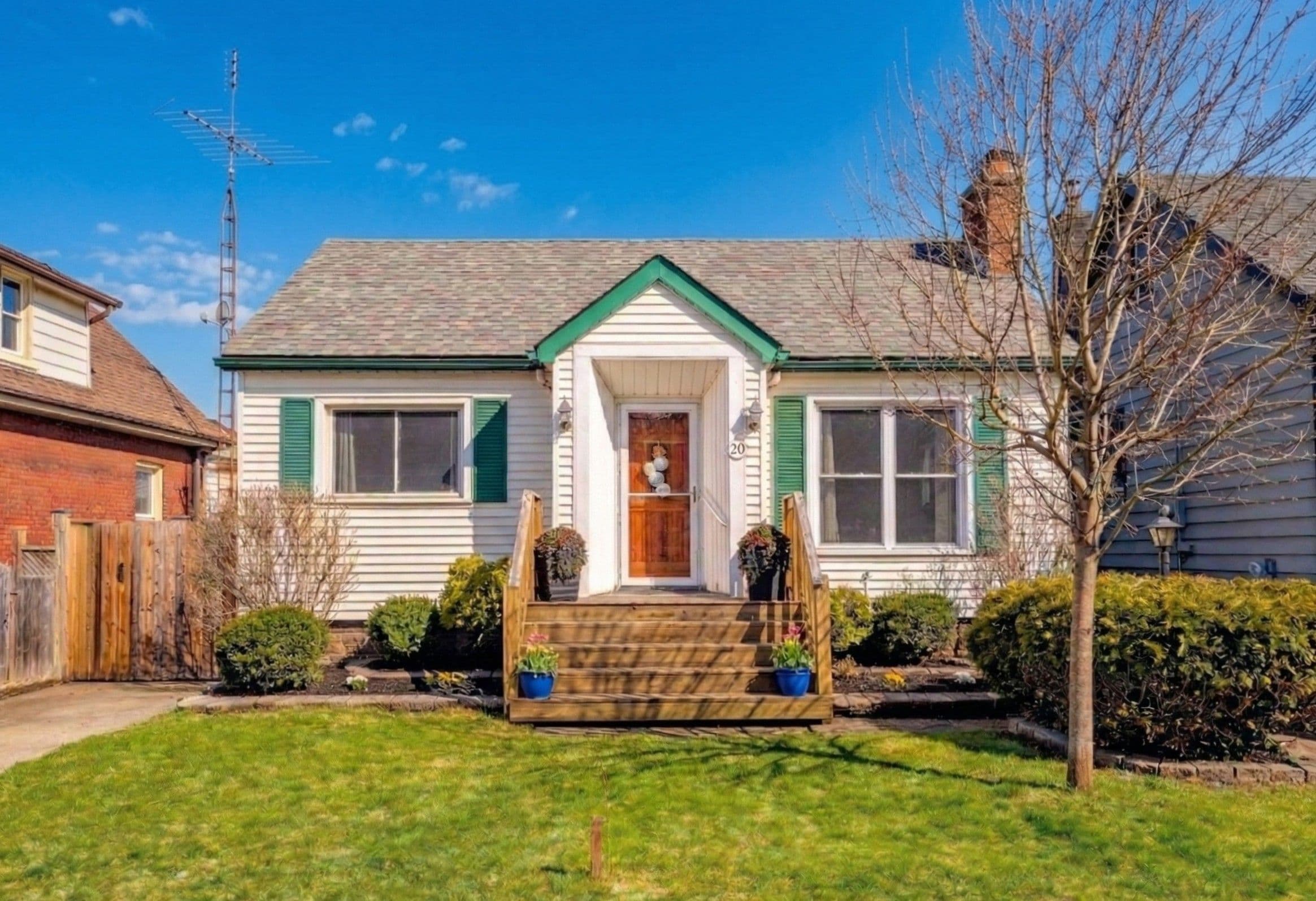 20 East 18th Street, Hamilton, ON L9A 4N7