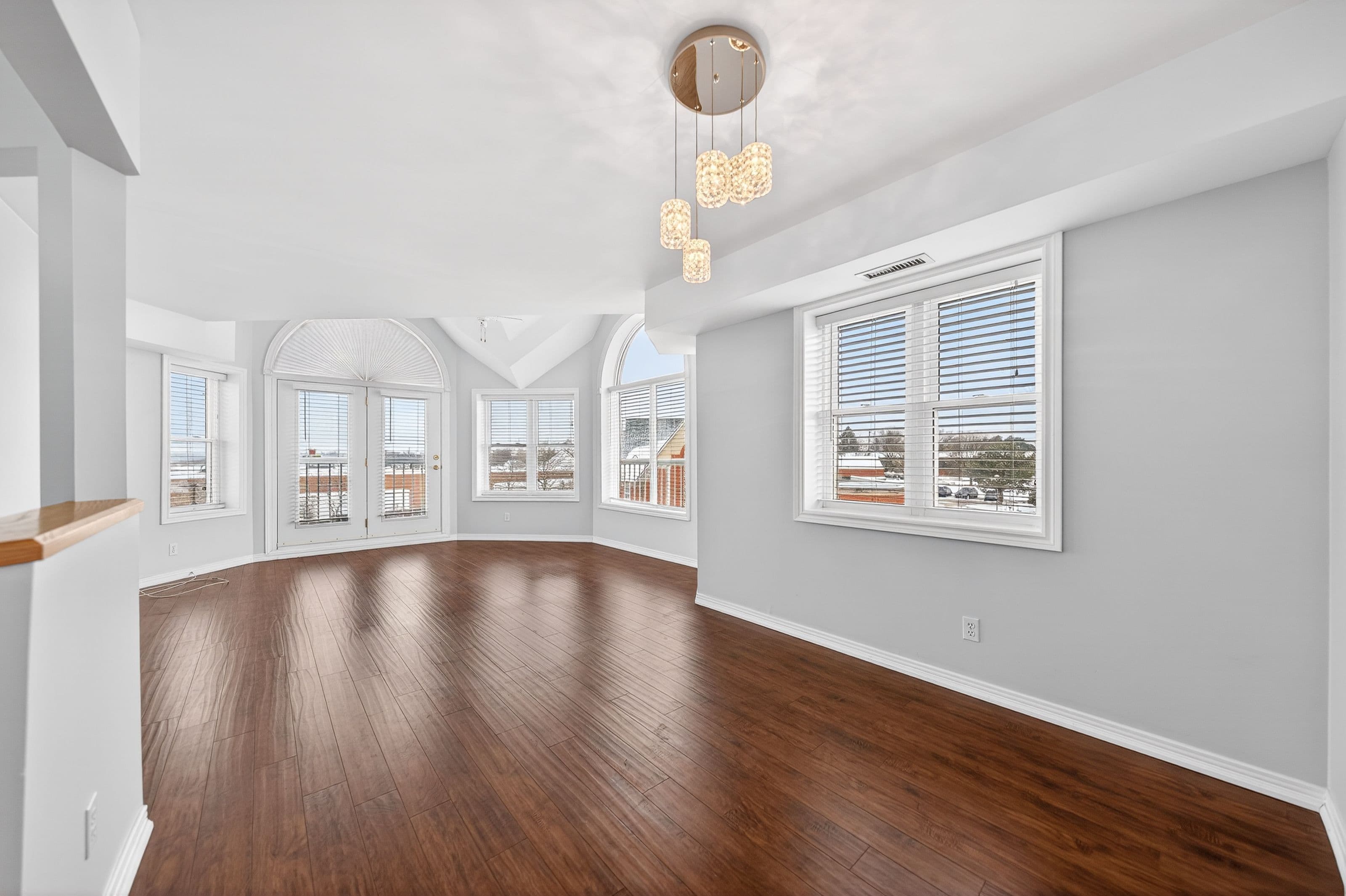 208 Silvercreek Parkway N 306, Guelph, ON N1H 8H2